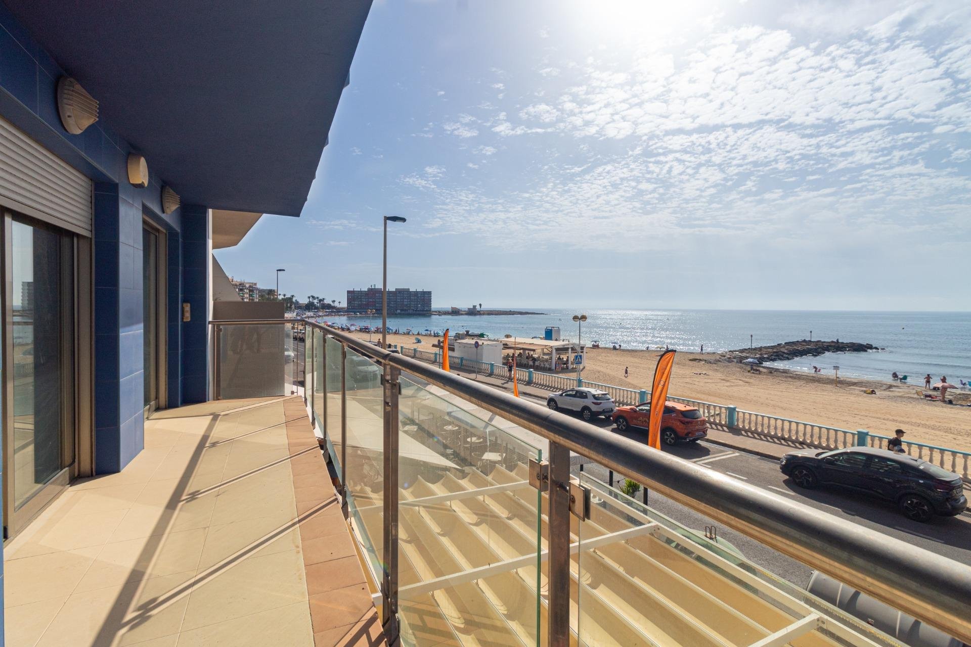 Återförsäljning - Apartment -
Torrevieja - Playa de los locos