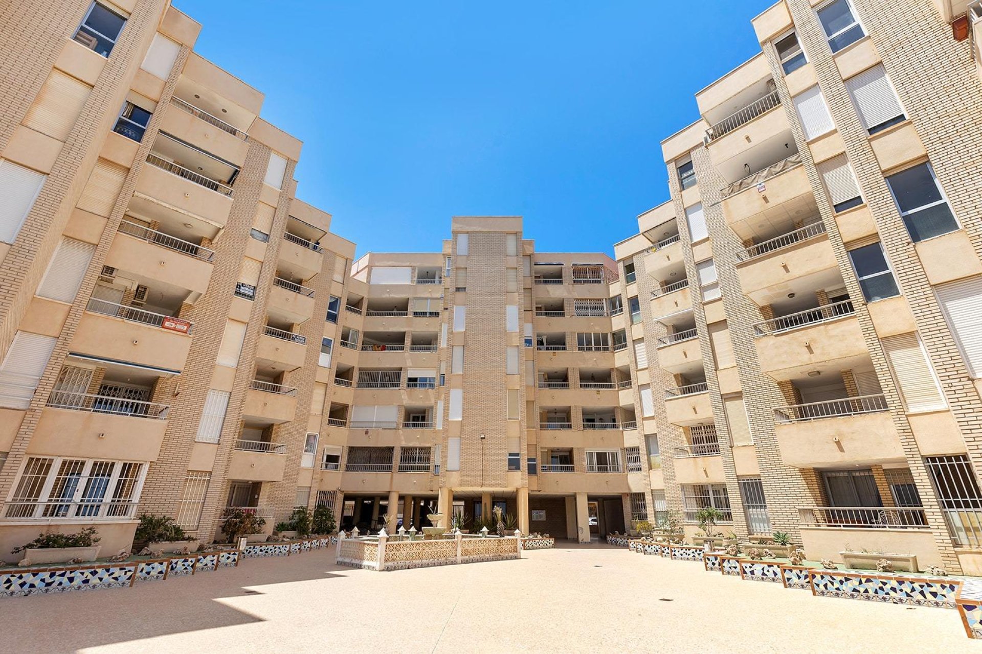 Återförsäljning - Apartment -
Torrevieja - Playa de los Locos