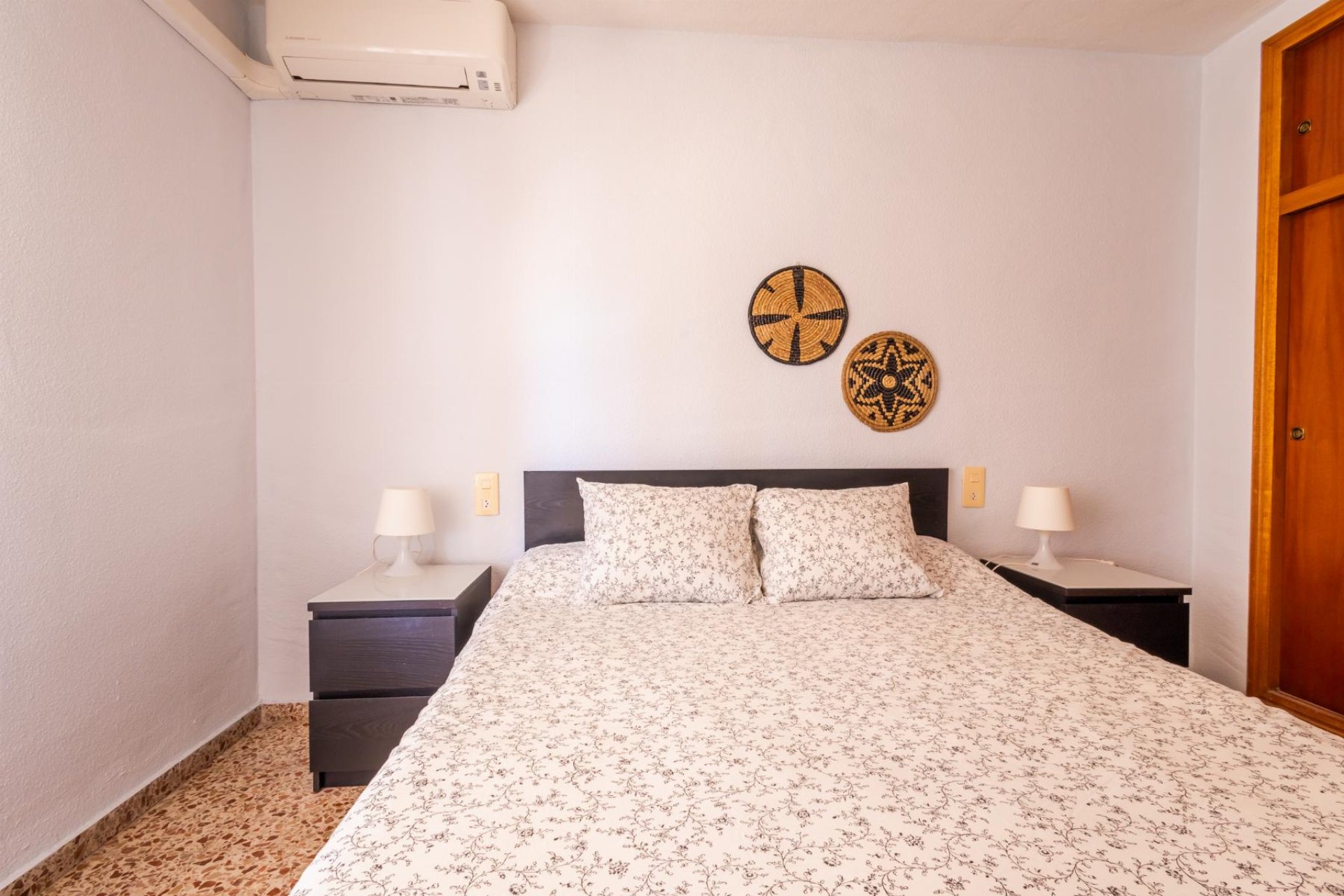 Återförsäljning - Apartment -
Torrevieja - Playa de los Naufragos