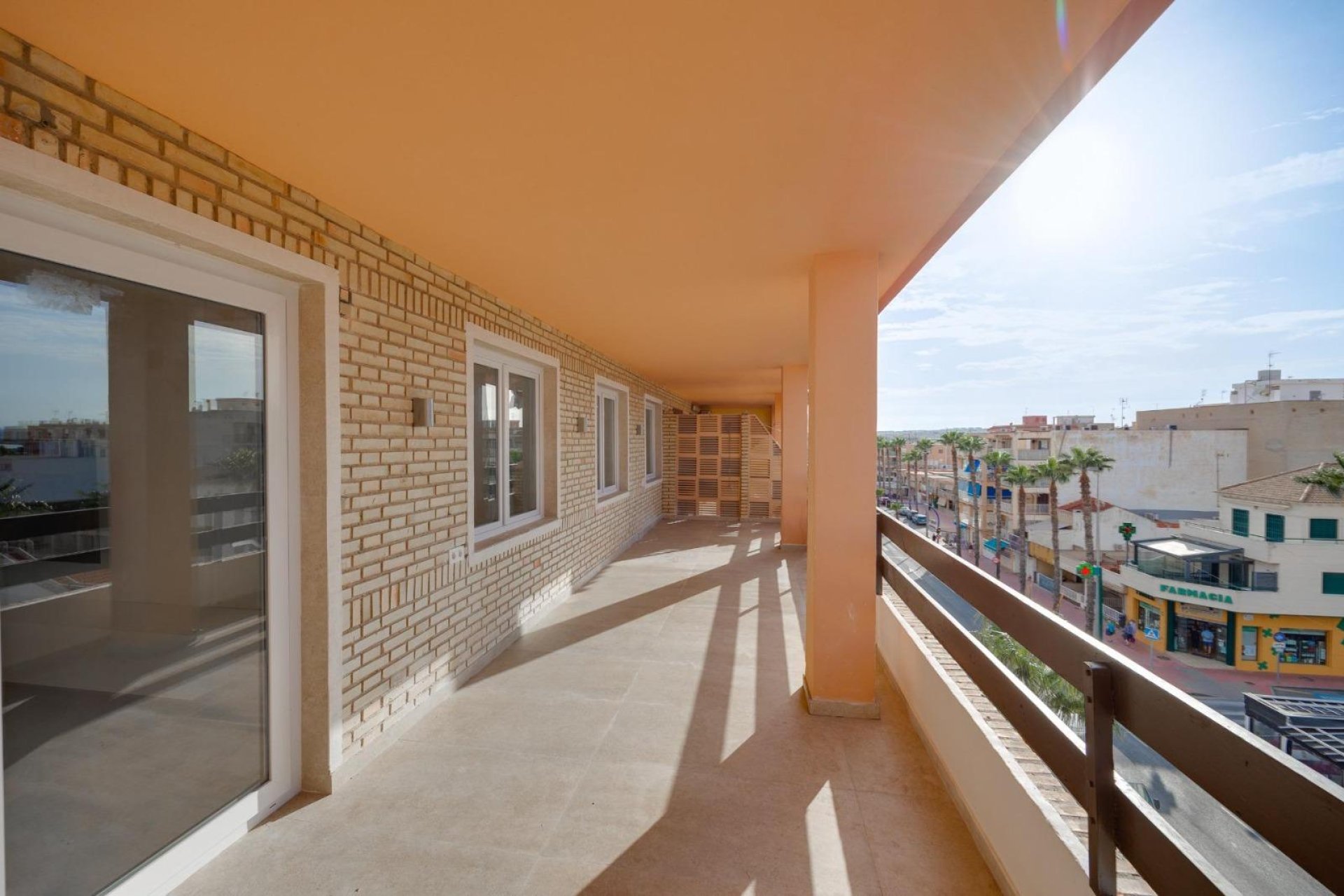 Återförsäljning - Apartment -
Torrevieja - Playa de los Naufragos