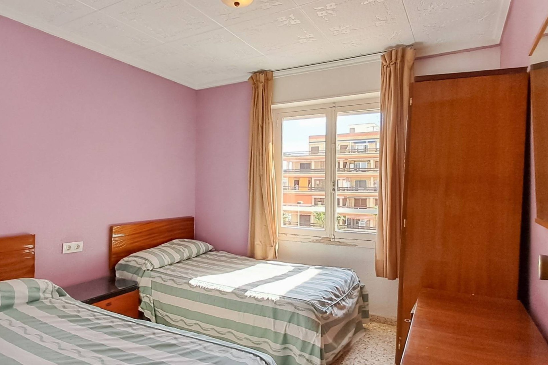 Återförsäljning - Apartment -
Torrevieja - Playa de los Naufragos