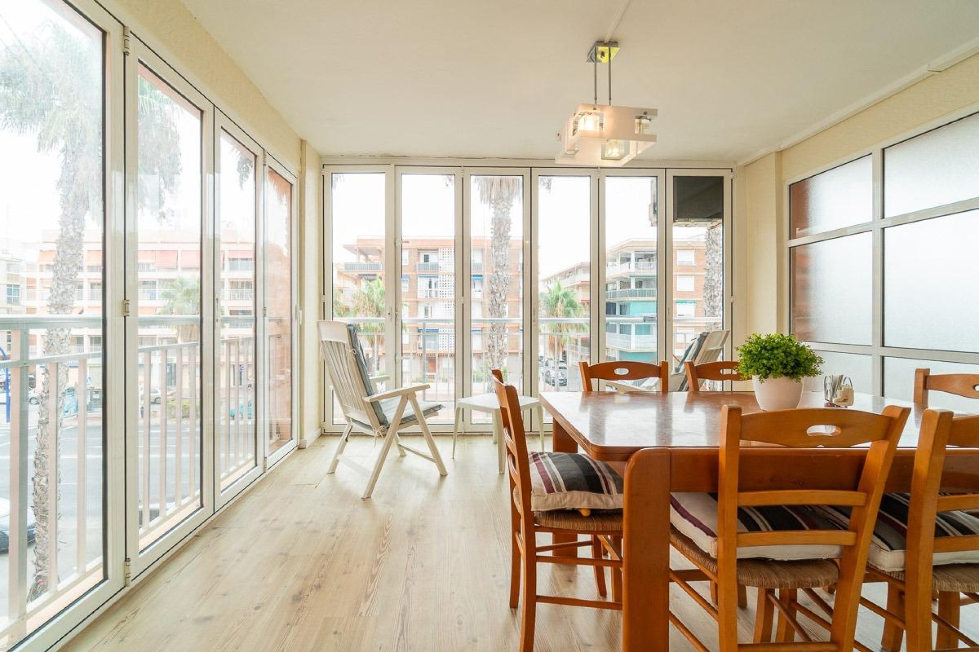 Återförsäljning - Apartment -
Torrevieja - Playa de los Naufragos