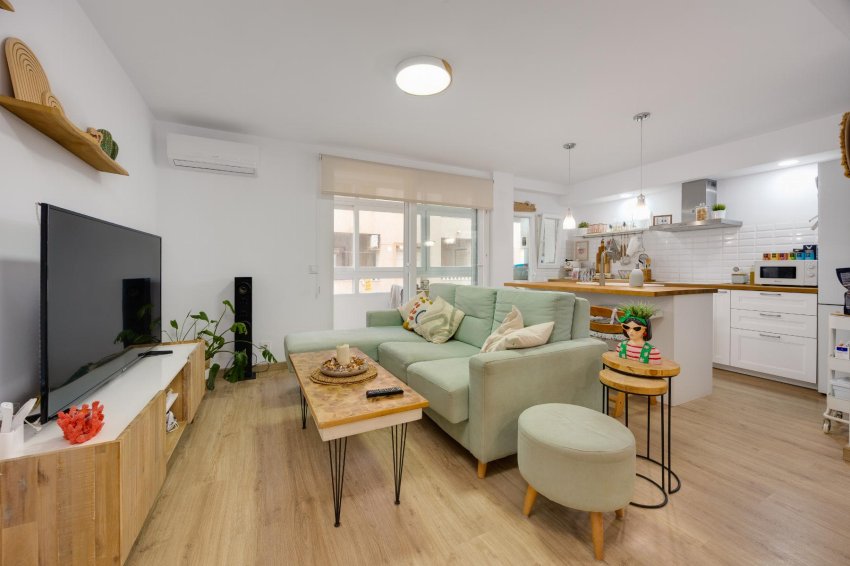 Återförsäljning - Apartment -
Torrevieja - Playa de los Naufragos