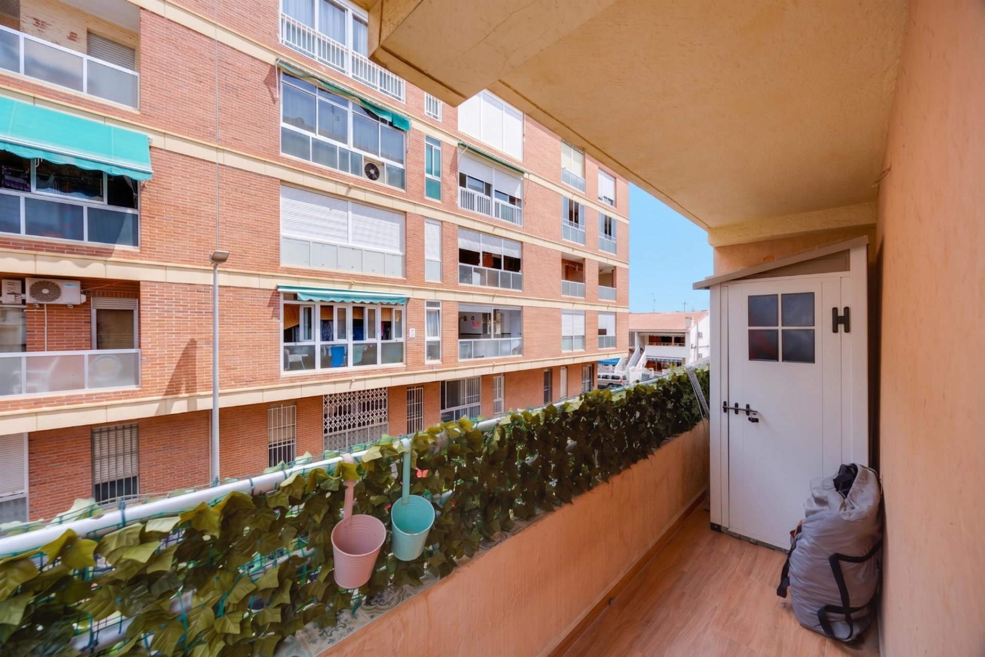 Återförsäljning - Apartment -
Torrevieja - Playa de los Naufragos