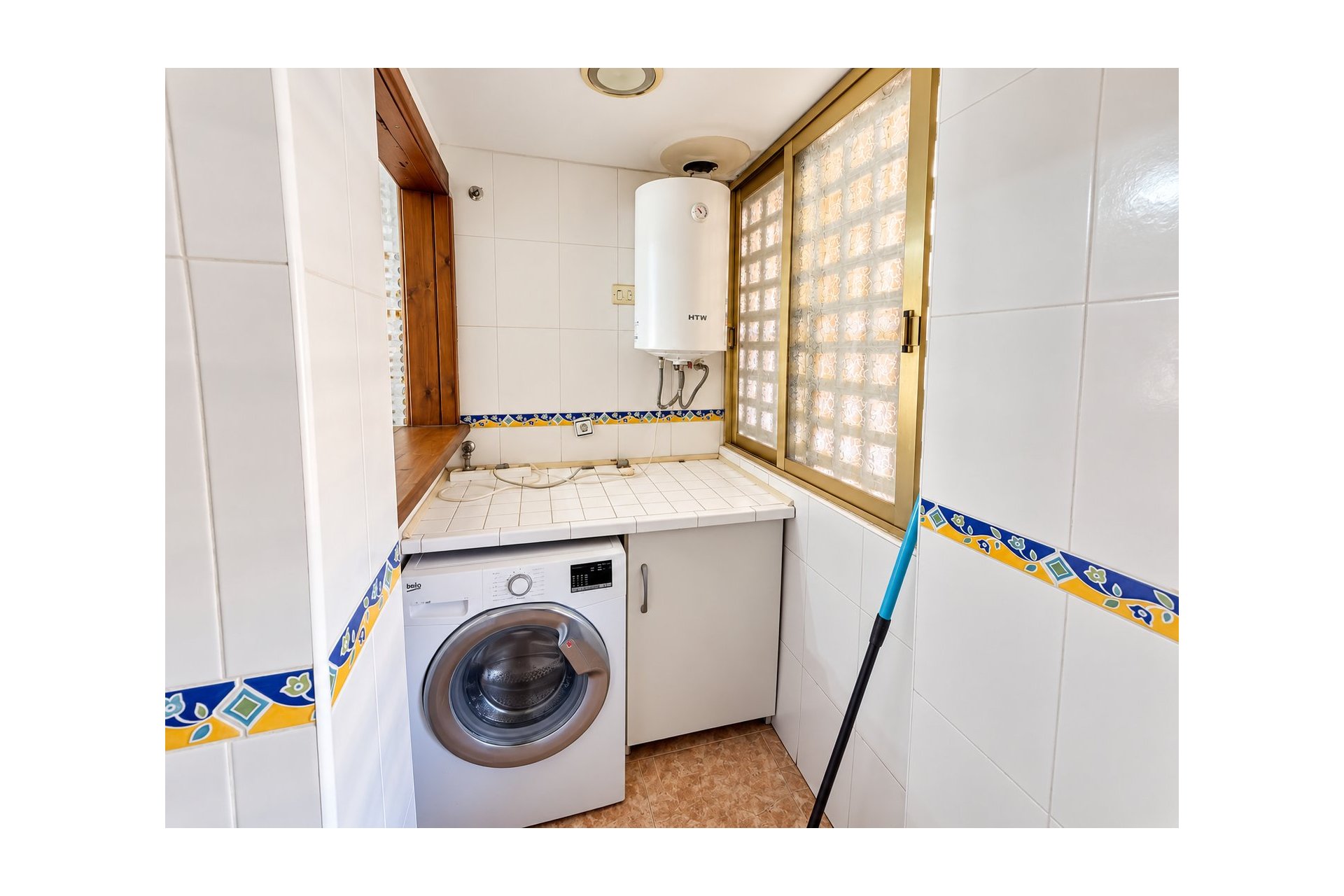 Återförsäljning - Apartment -
Torrevieja - Playa de los Naufragos