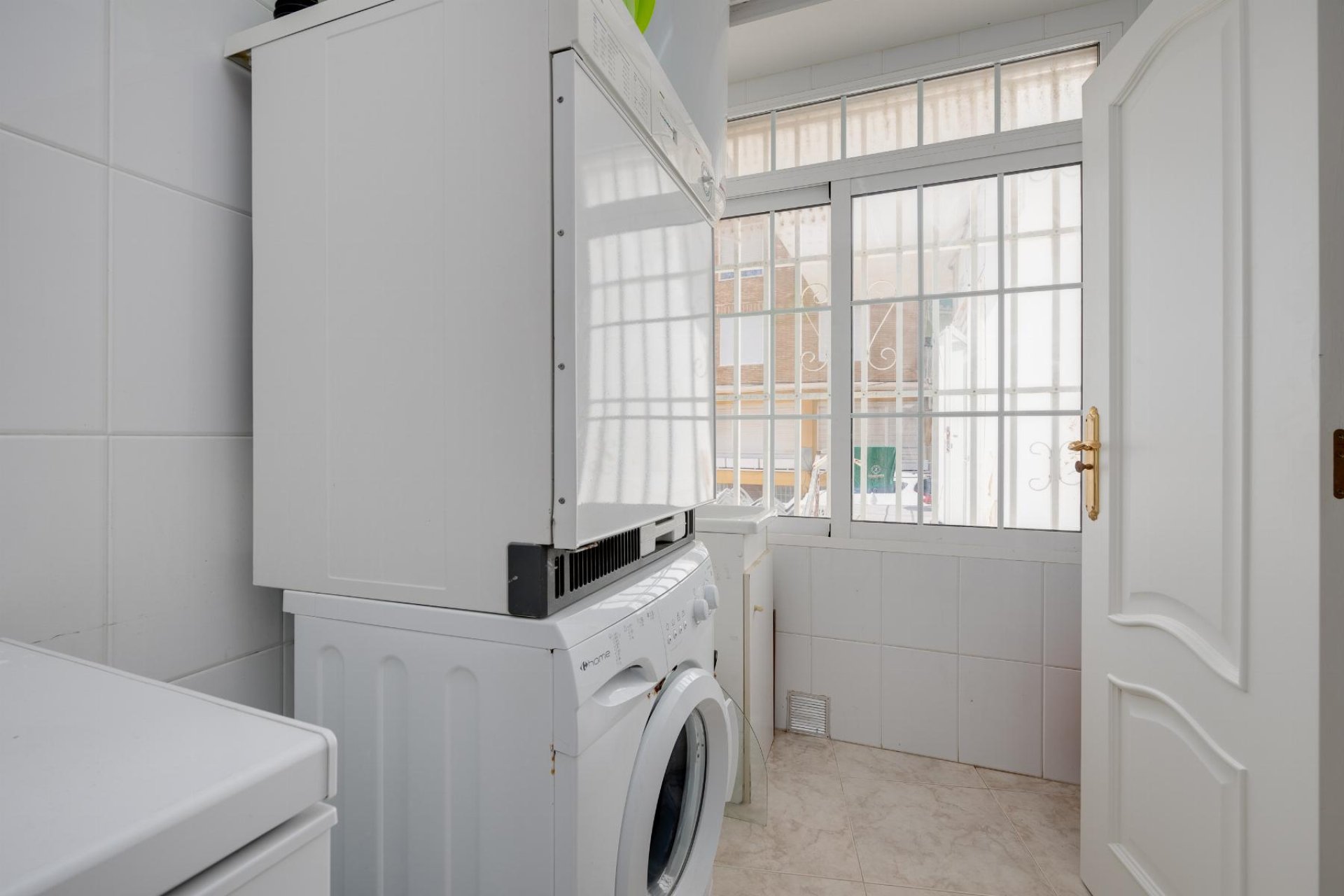 Återförsäljning - Apartment -
Torrevieja - Playa del Acequión