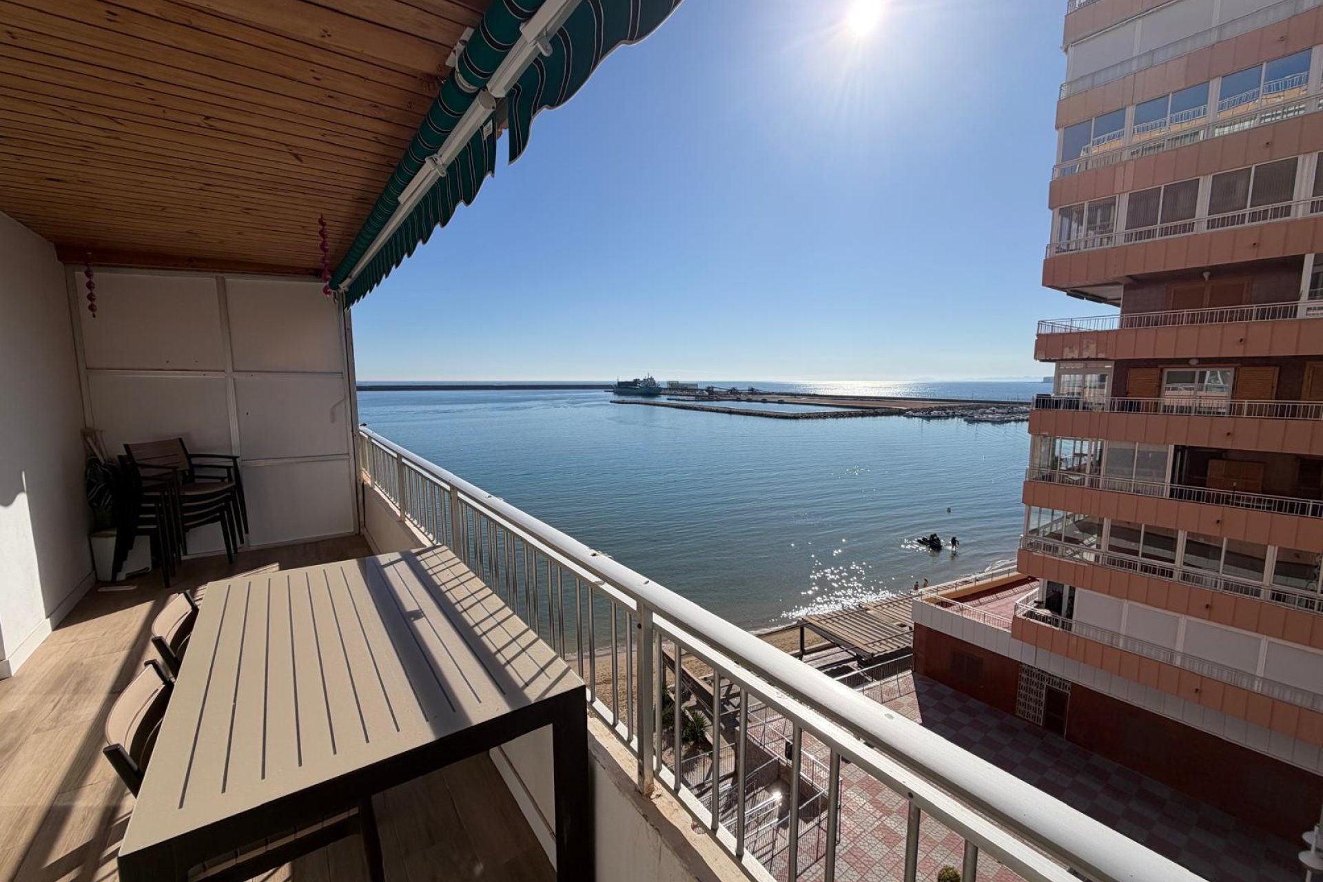 Återförsäljning - Apartment -
Torrevieja - Playa del Acequión
