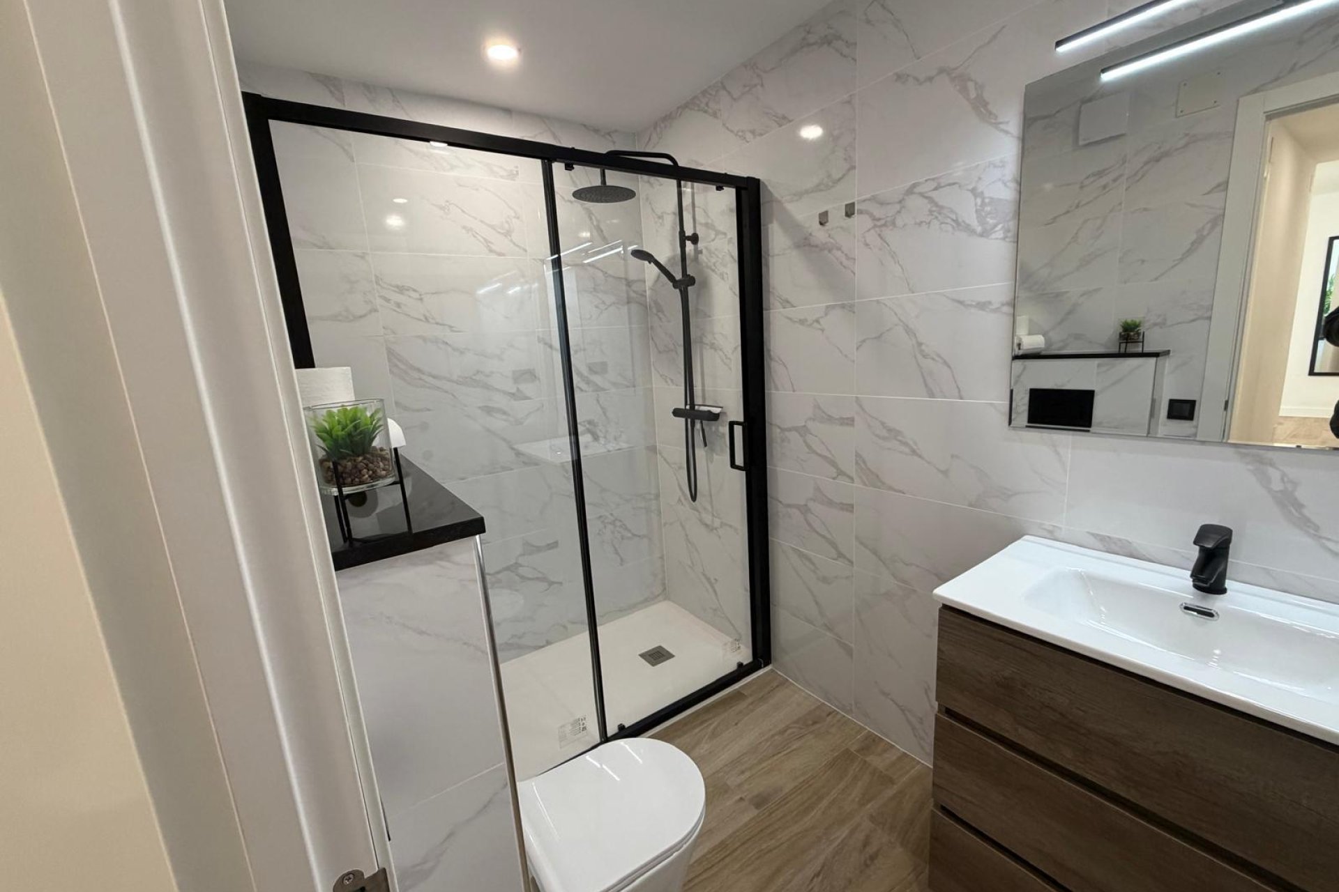 Återförsäljning - Apartment -
Torrevieja - Playa del Acequión