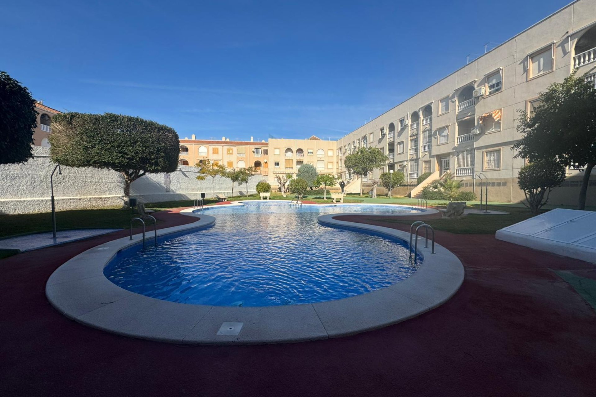Återförsäljning - Apartment -
Torrevieja - Playa del Acequión