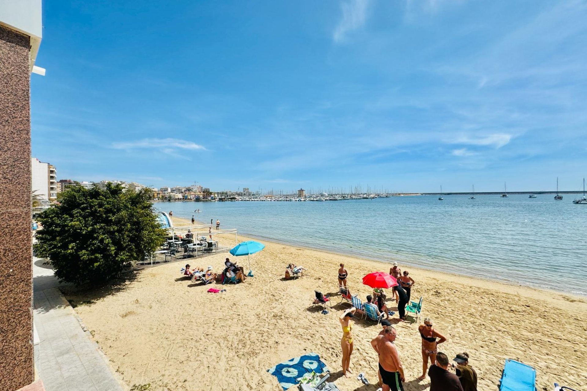 Återförsäljning - Apartment -
Torrevieja - Playa del Acequión