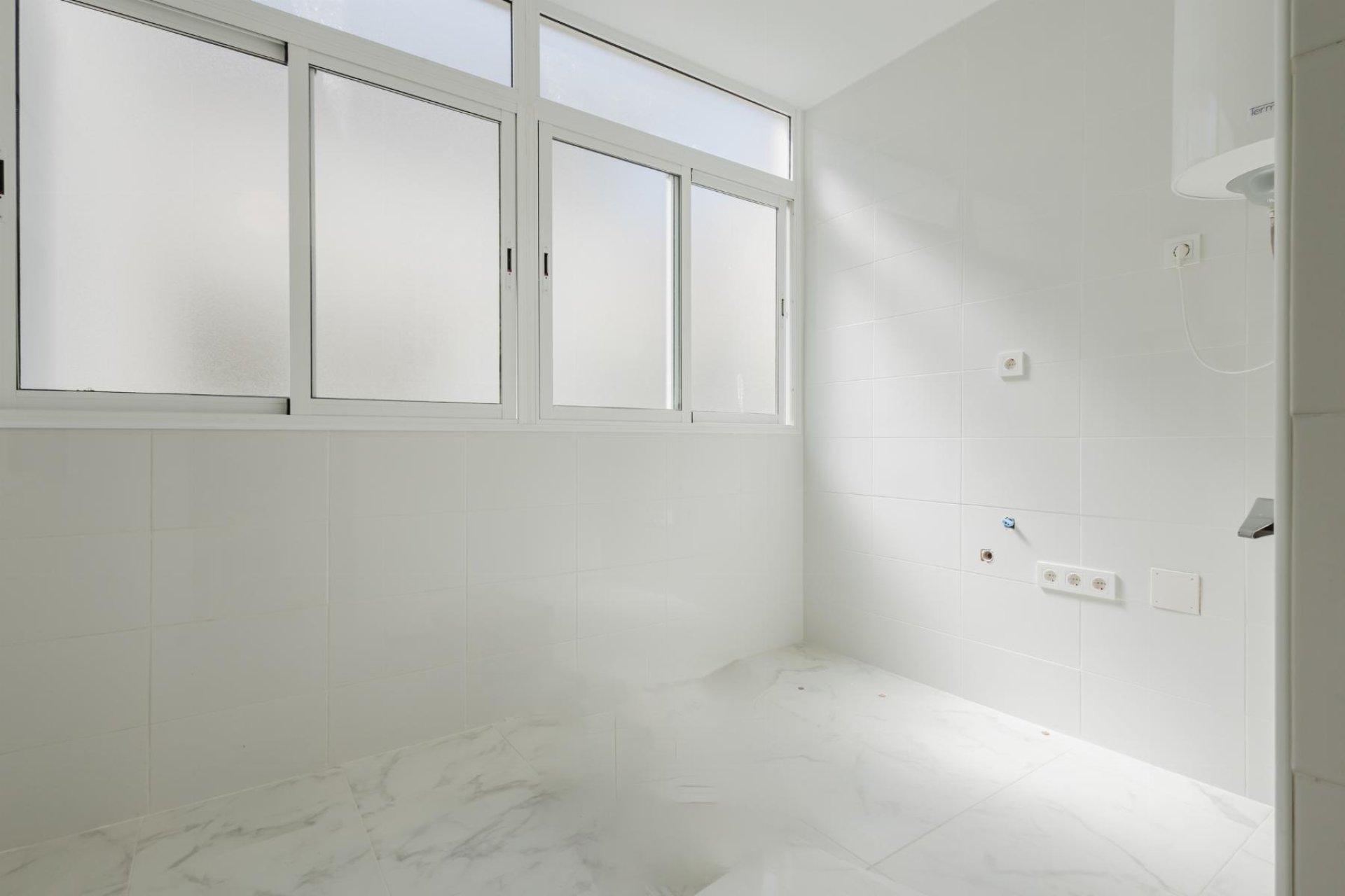 Återförsäljning - Apartment -
Torrevieja - Playa del Acequión