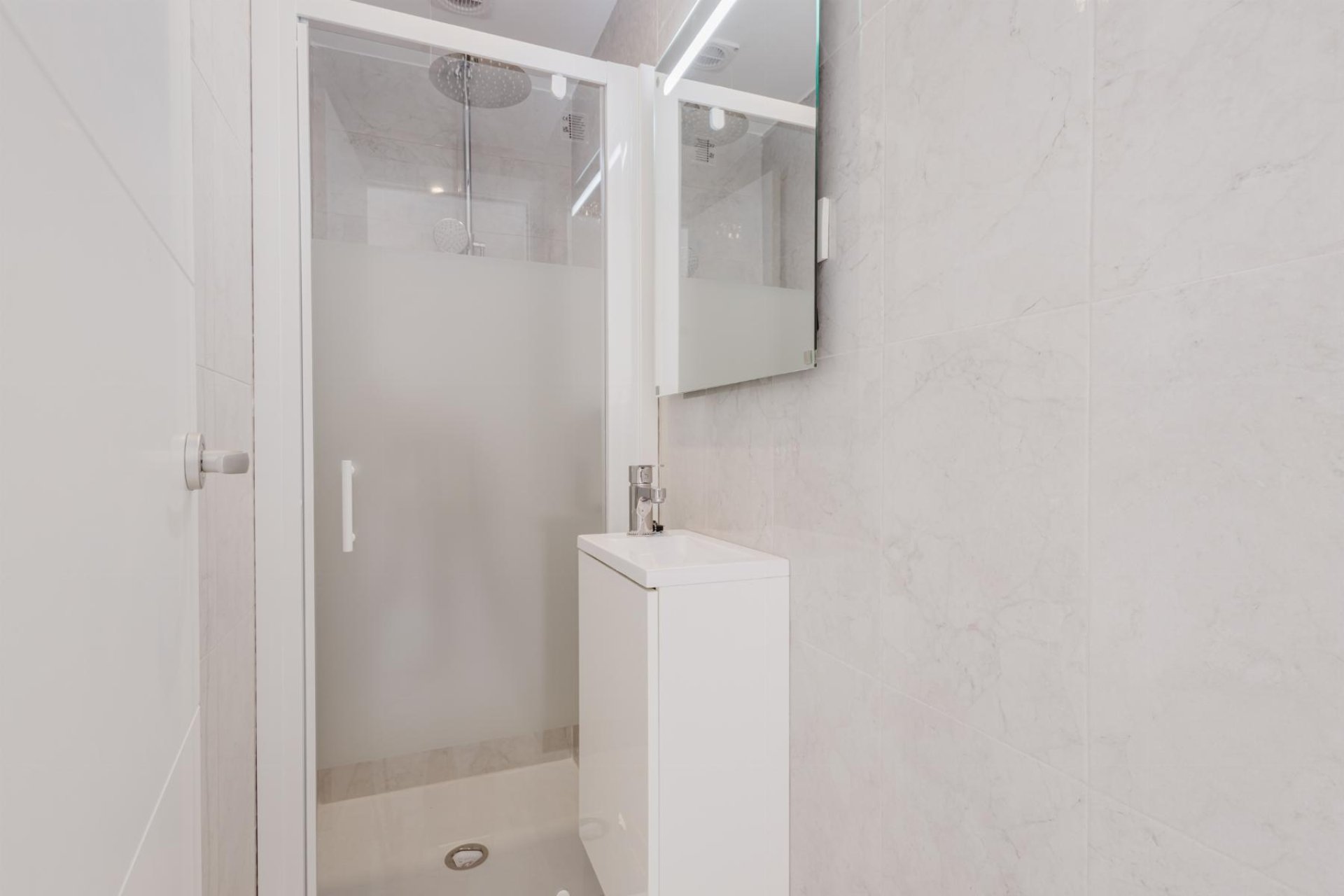 Återförsäljning - Apartment -
Torrevieja - Playa del Acequión