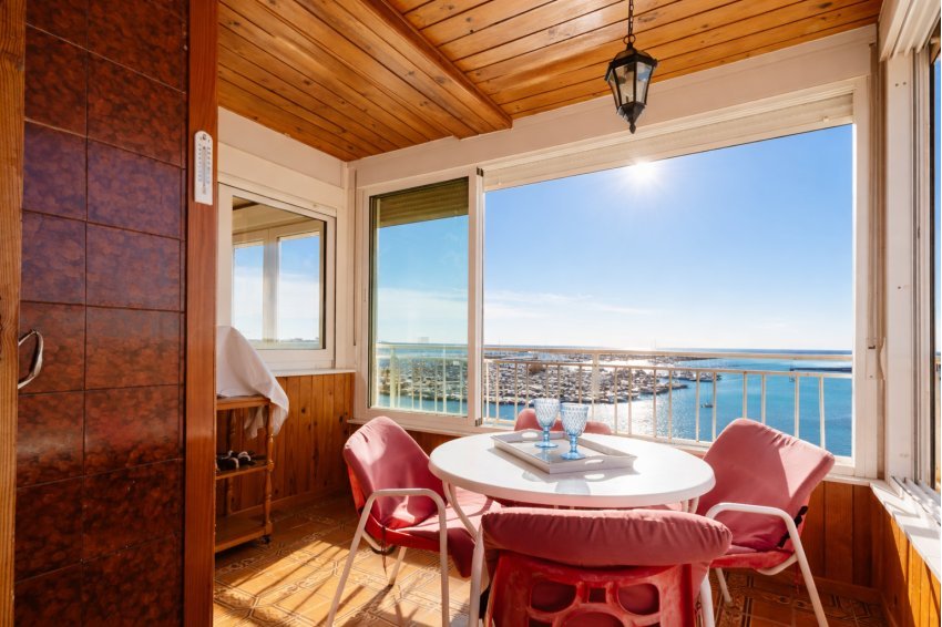 Återförsäljning - Apartment -
Torrevieja - Playa del Acequión