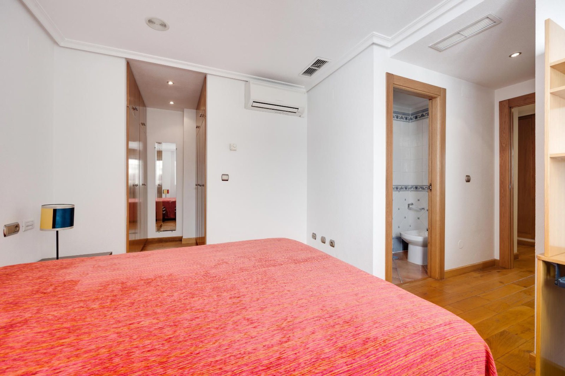 Återförsäljning - Apartment -
Torrevieja - Playa del Acequión