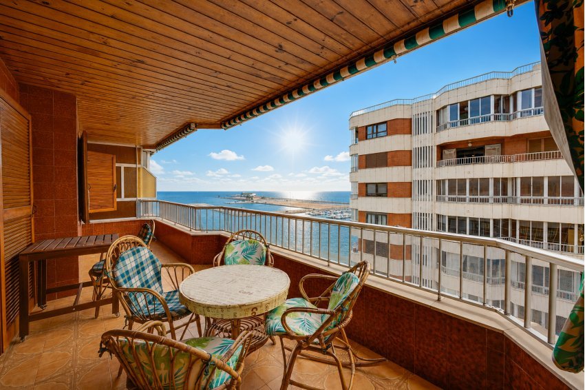 Återförsäljning - Apartment -
Torrevieja - Playa del Acequión