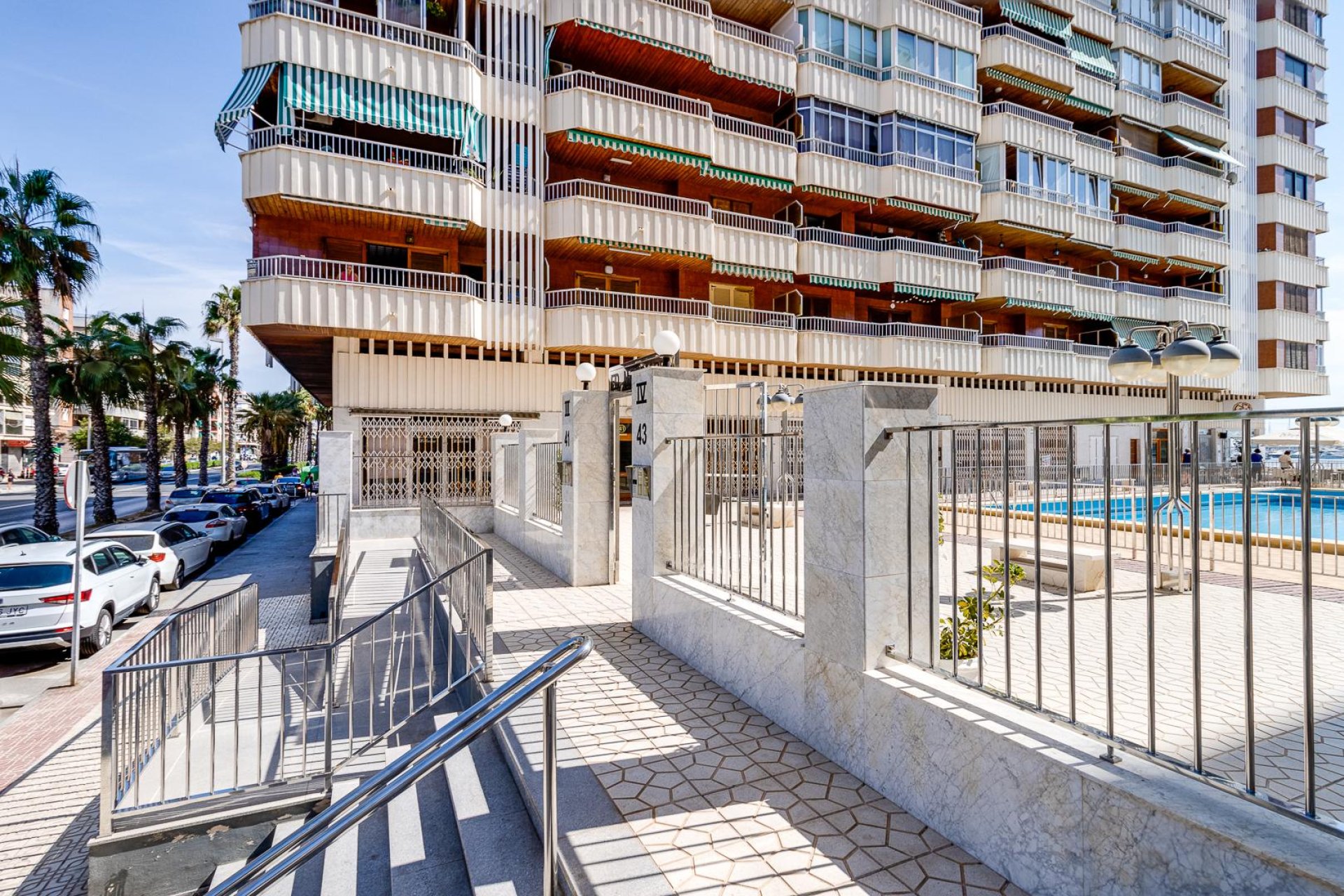 Återförsäljning - Apartment -
Torrevieja - Playa del Acequión