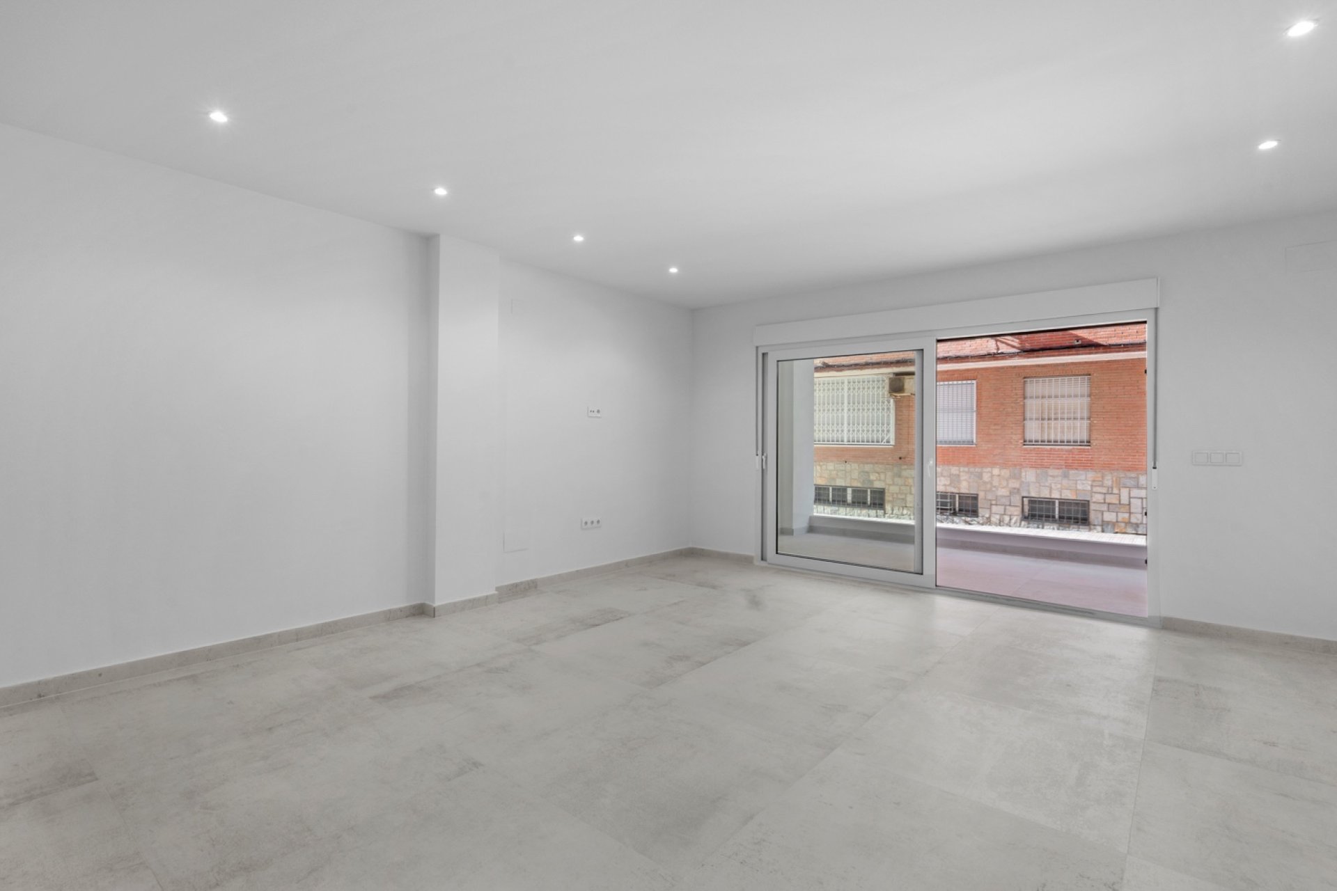 Återförsäljning - Apartment -
Torrevieja - Playa del Acequión