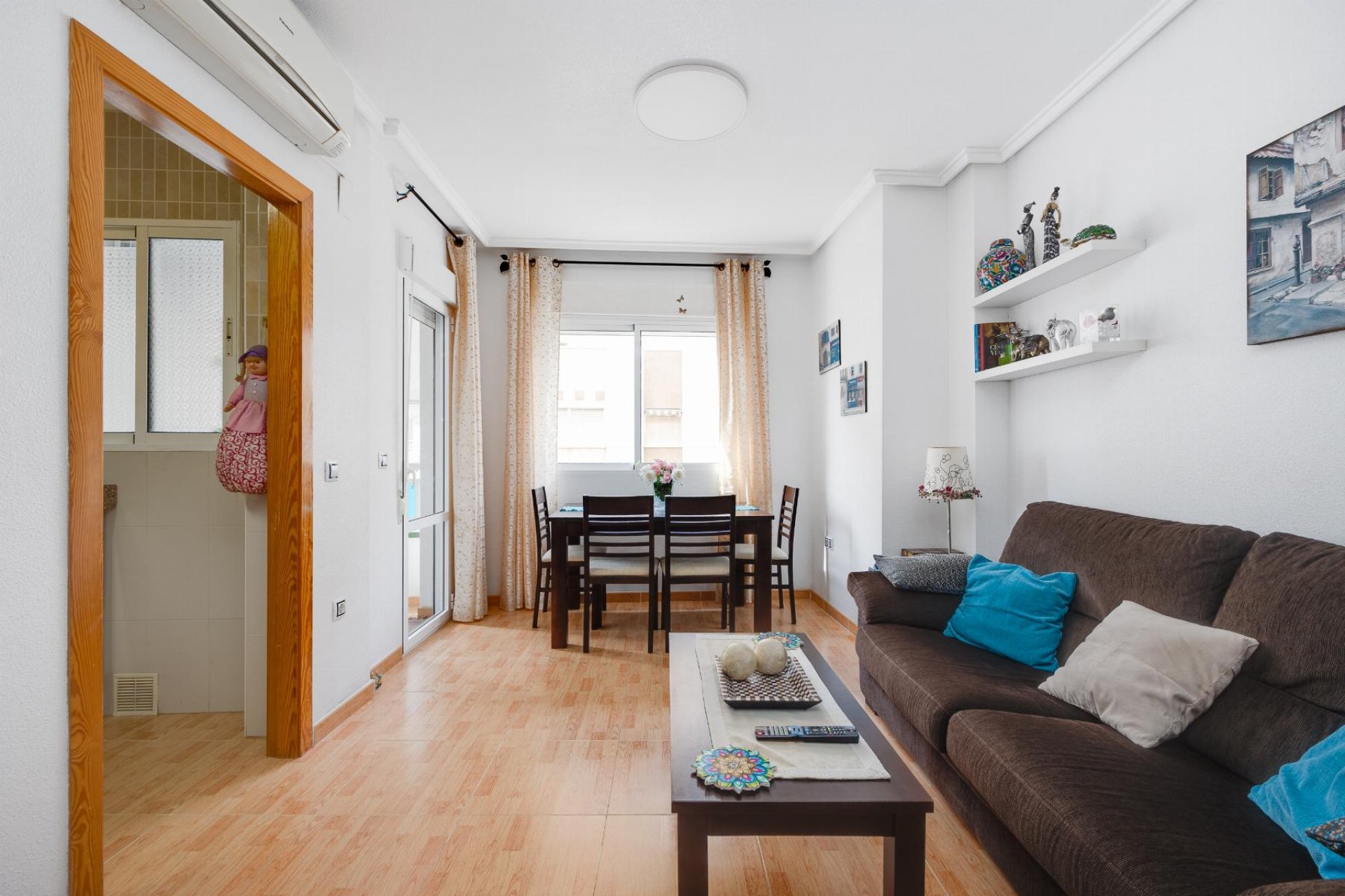 Återförsäljning - Apartment -
Torrevieja - Playa del Acequión