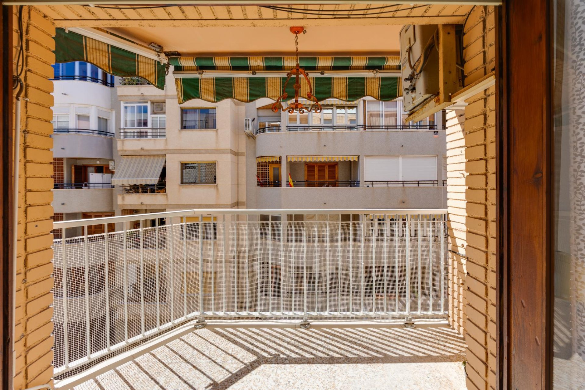 Återförsäljning - Apartment -
Torrevieja - Playa del Acequión