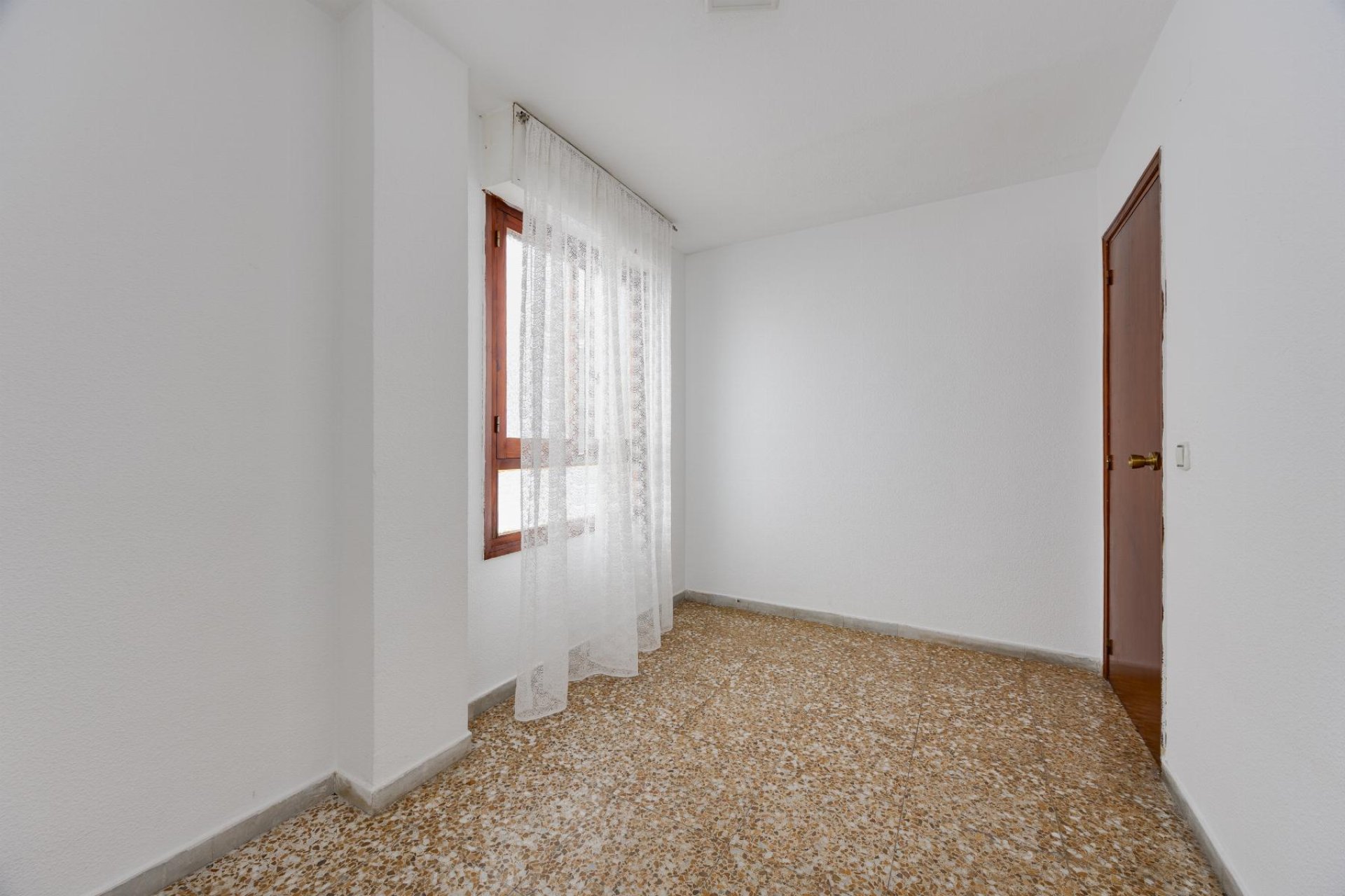 Återförsäljning - Apartment -
Torrevieja - Playa del Acequión