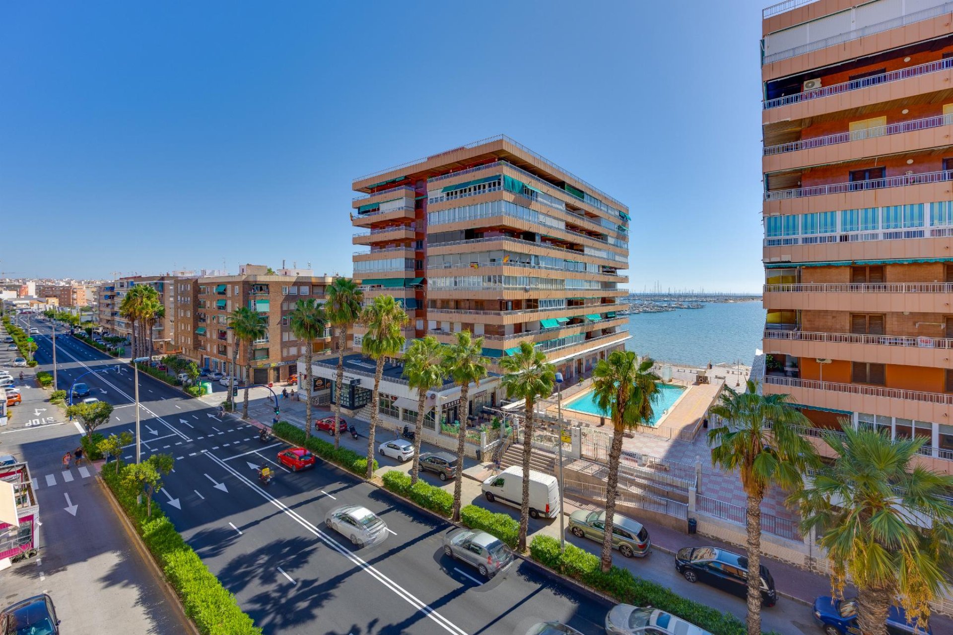 Återförsäljning - Apartment -
Torrevieja - Playa del Acequión