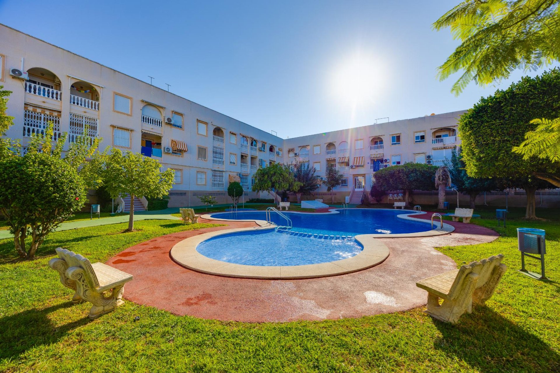 Återförsäljning - Apartment -
Torrevieja - Playa del Acequión