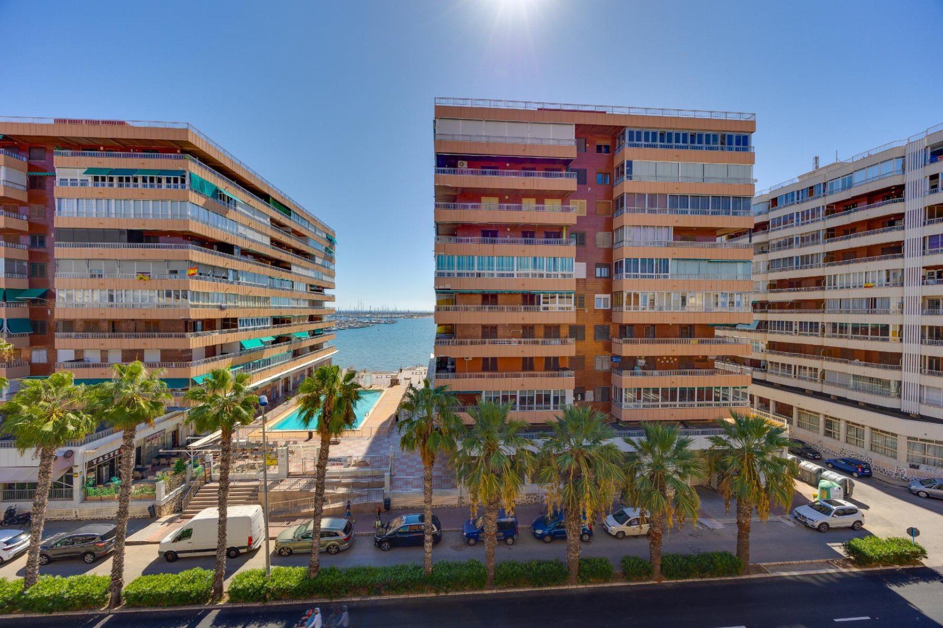 Återförsäljning - Apartment -
Torrevieja - Playa del Acequión