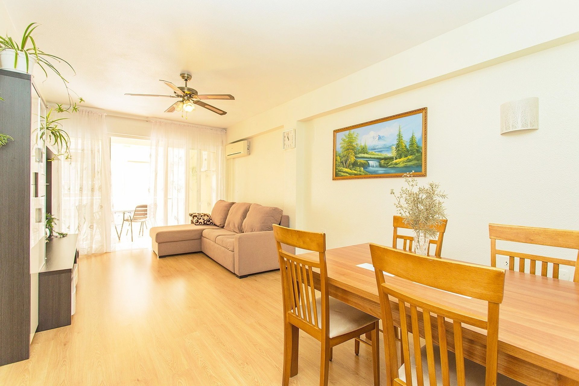 Återförsäljning - Apartment -
Torrevieja - Playa del cura