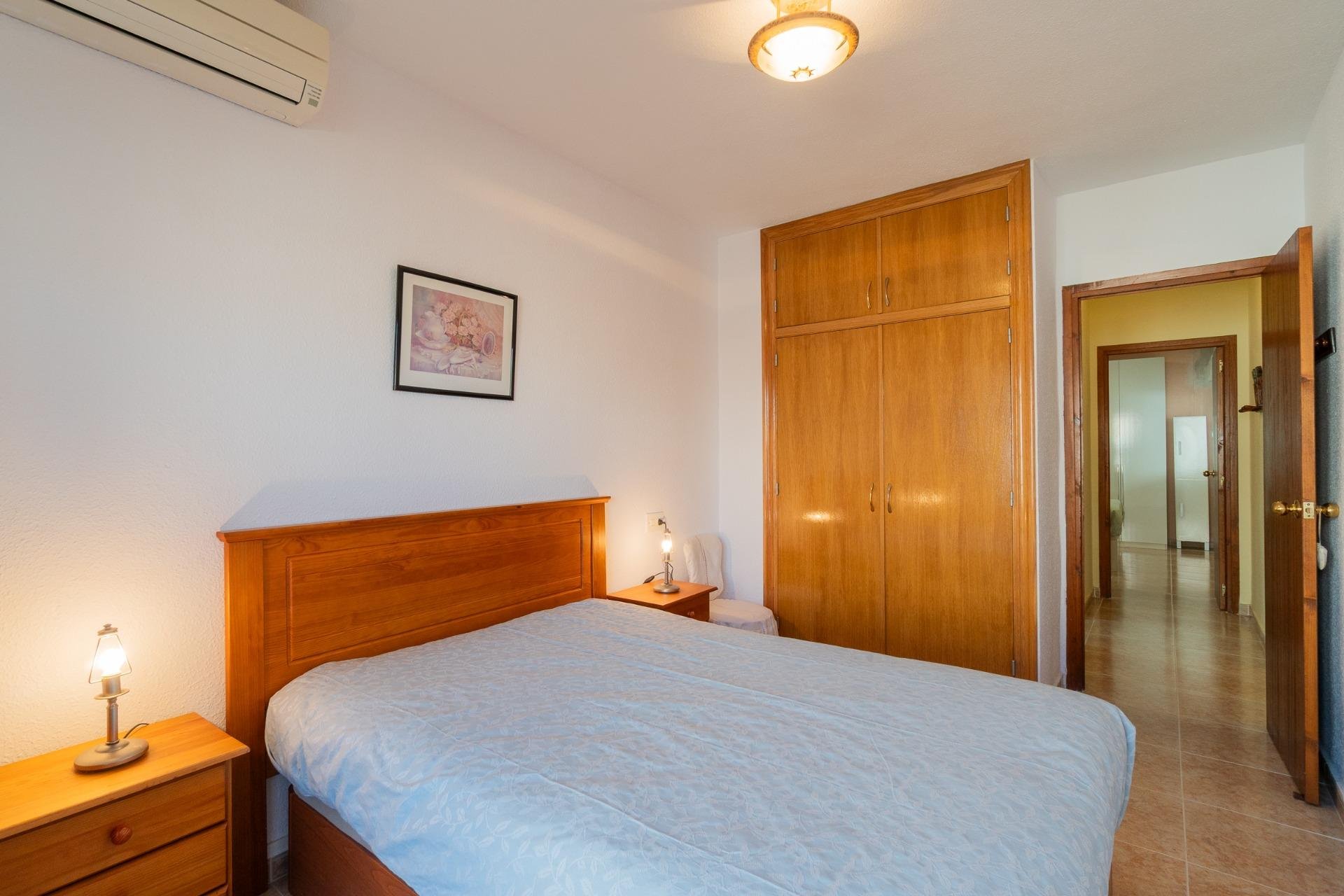Återförsäljning - Apartment -
Torrevieja - Playa del cura
