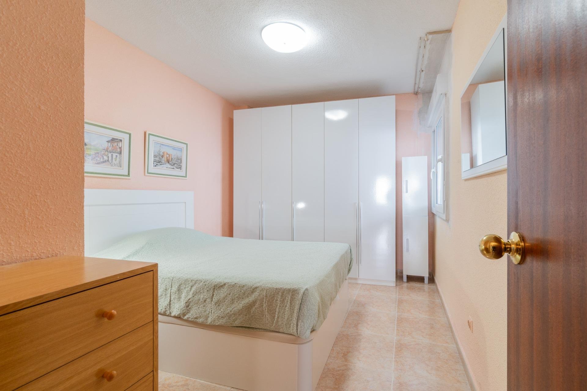 Återförsäljning - Apartment -
Torrevieja - Playa del cura