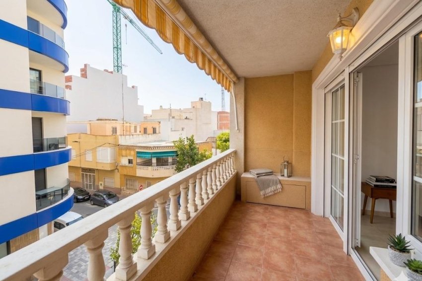 Återförsäljning - Apartment -
Torrevieja - Playa del Cura