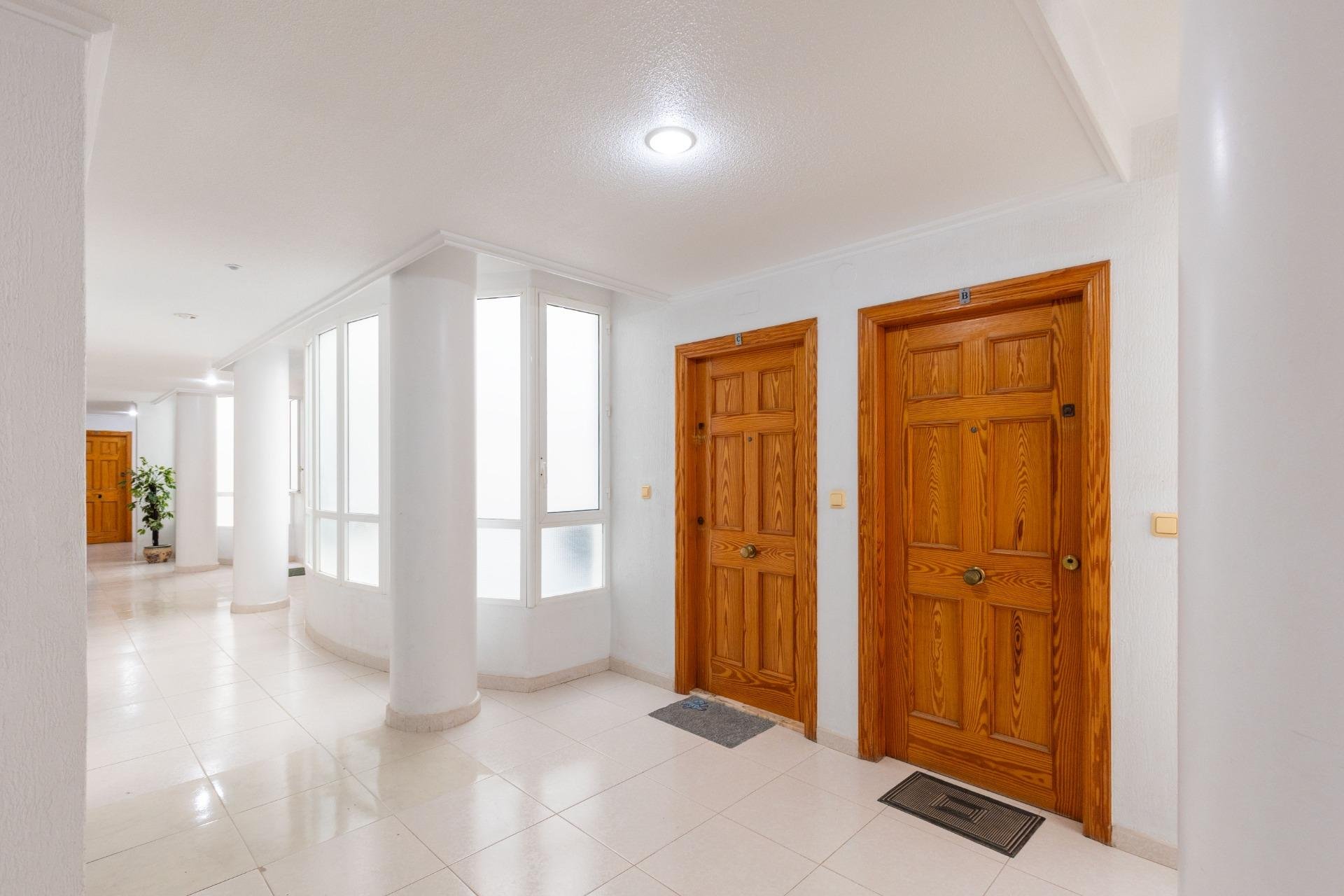 Återförsäljning - Apartment -
Torrevieja - Playa del Cura