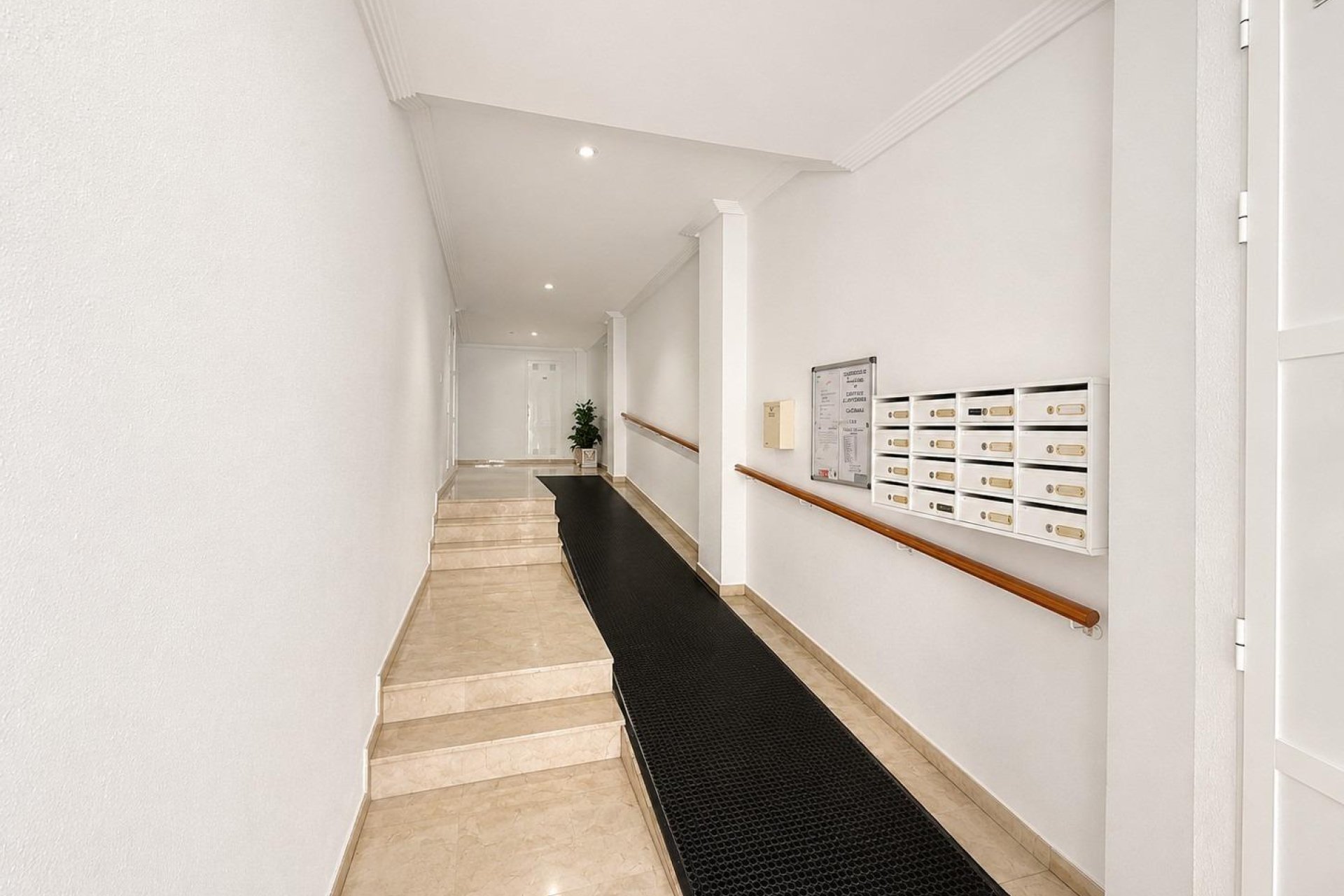 Återförsäljning - Apartment -
Torrevieja - Playa del Cura
