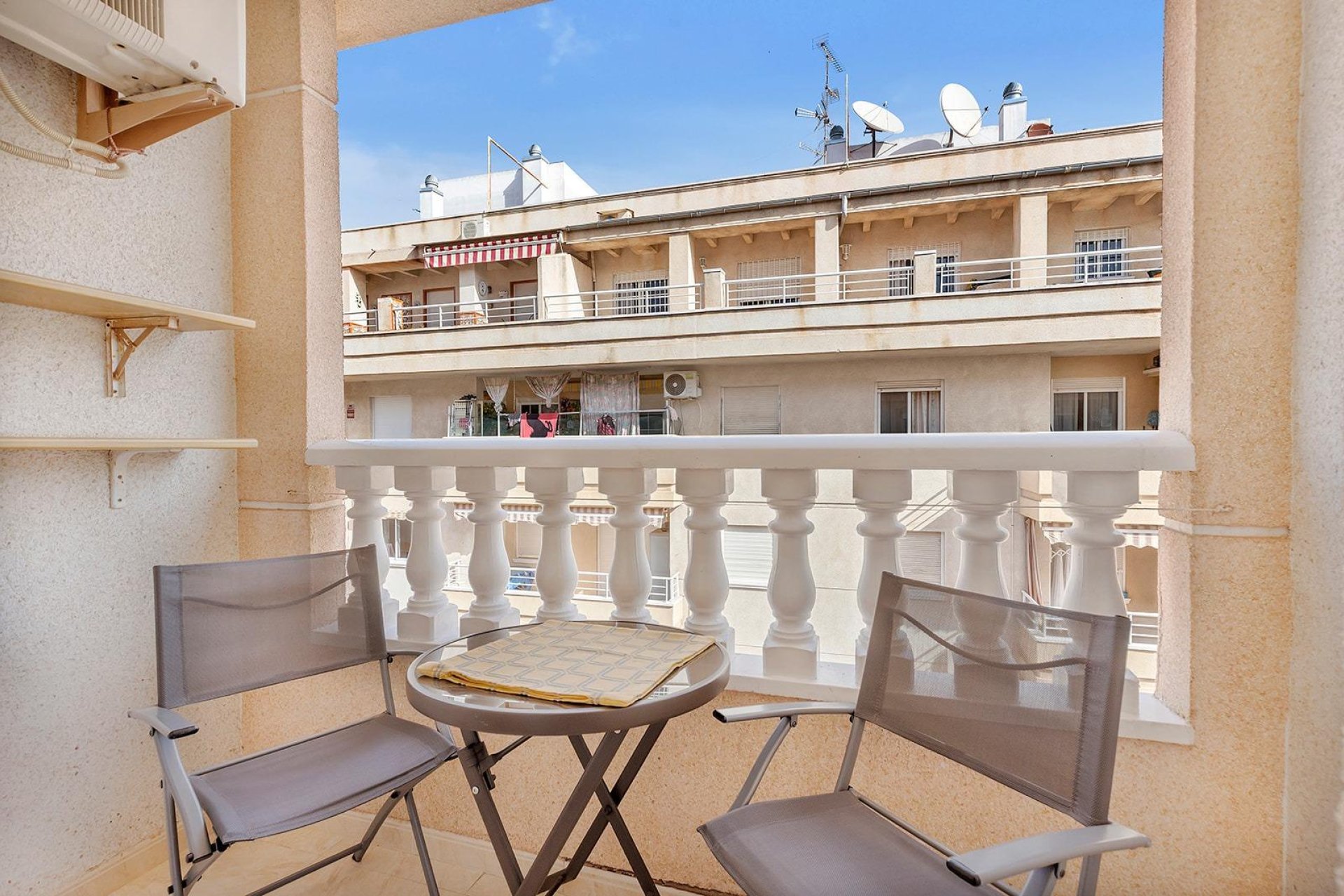 Återförsäljning - Apartment -
Torrevieja - Playa del Cura