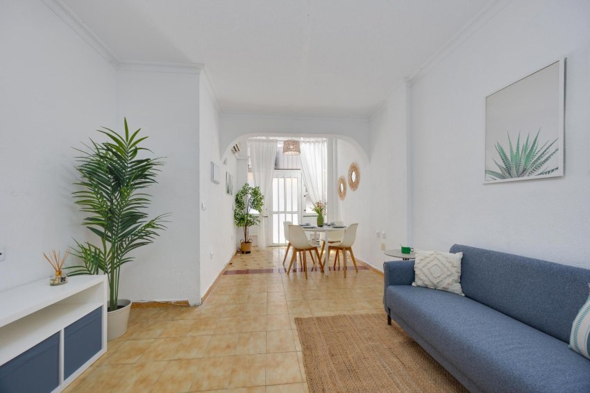 Återförsäljning - Apartment -
Torrevieja - Playa del Cura