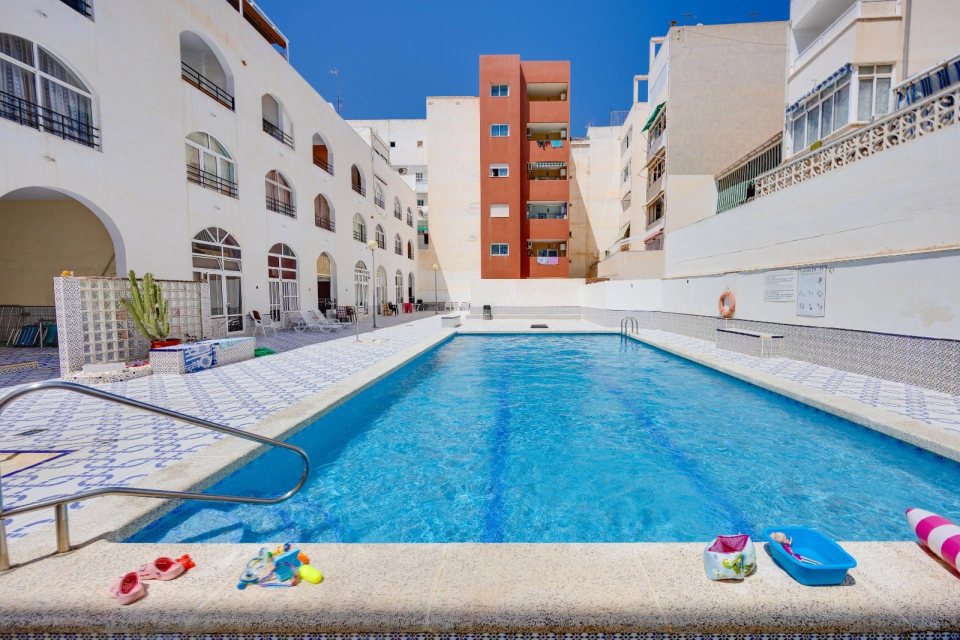 Återförsäljning - Apartment -
Torrevieja - Playa del Cura