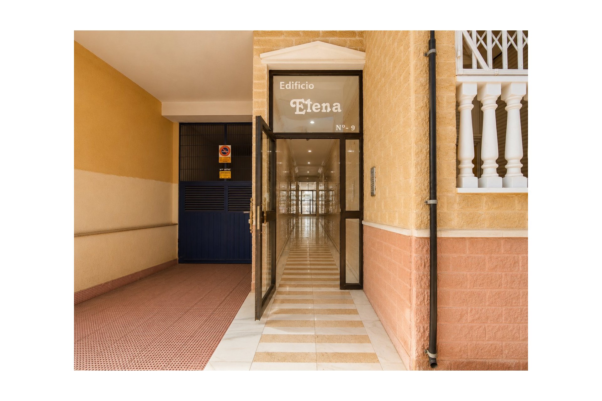 Återförsäljning - Apartment -
Torrevieja - Playa del Cura
