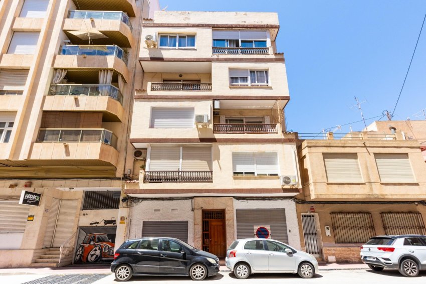 Återförsäljning - Apartment -
Torrevieja - Puerto Deportivo