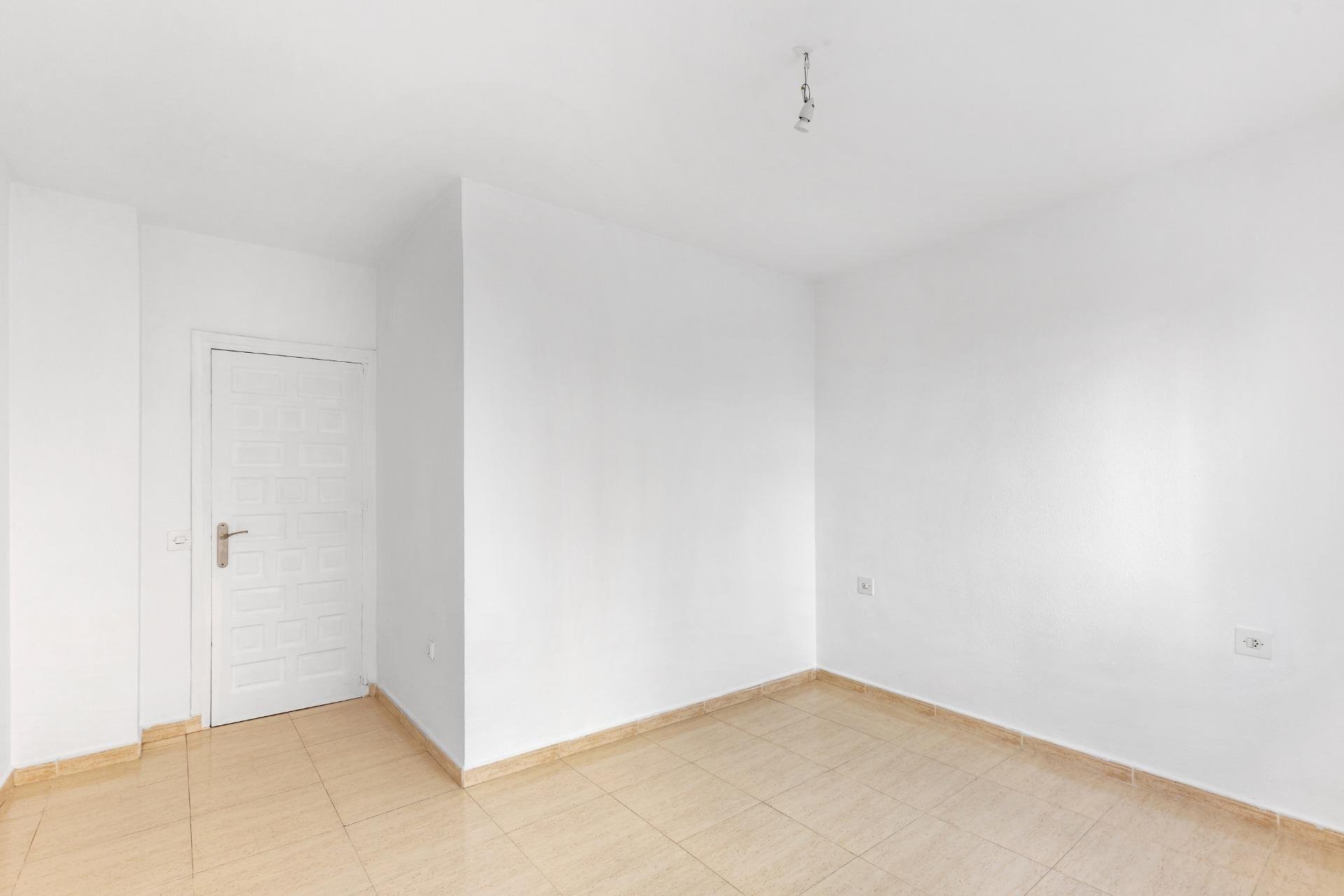 Återförsäljning - Apartment -
Torrevieja - Puerto Deportivo