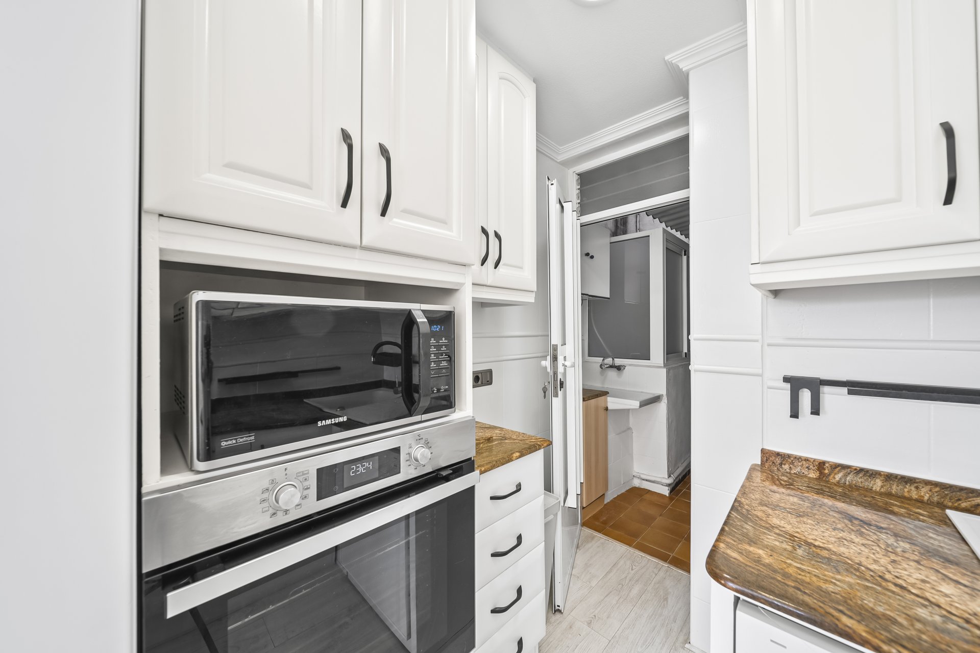 Återförsäljning - Apartment -
Torrevieja - Puerto