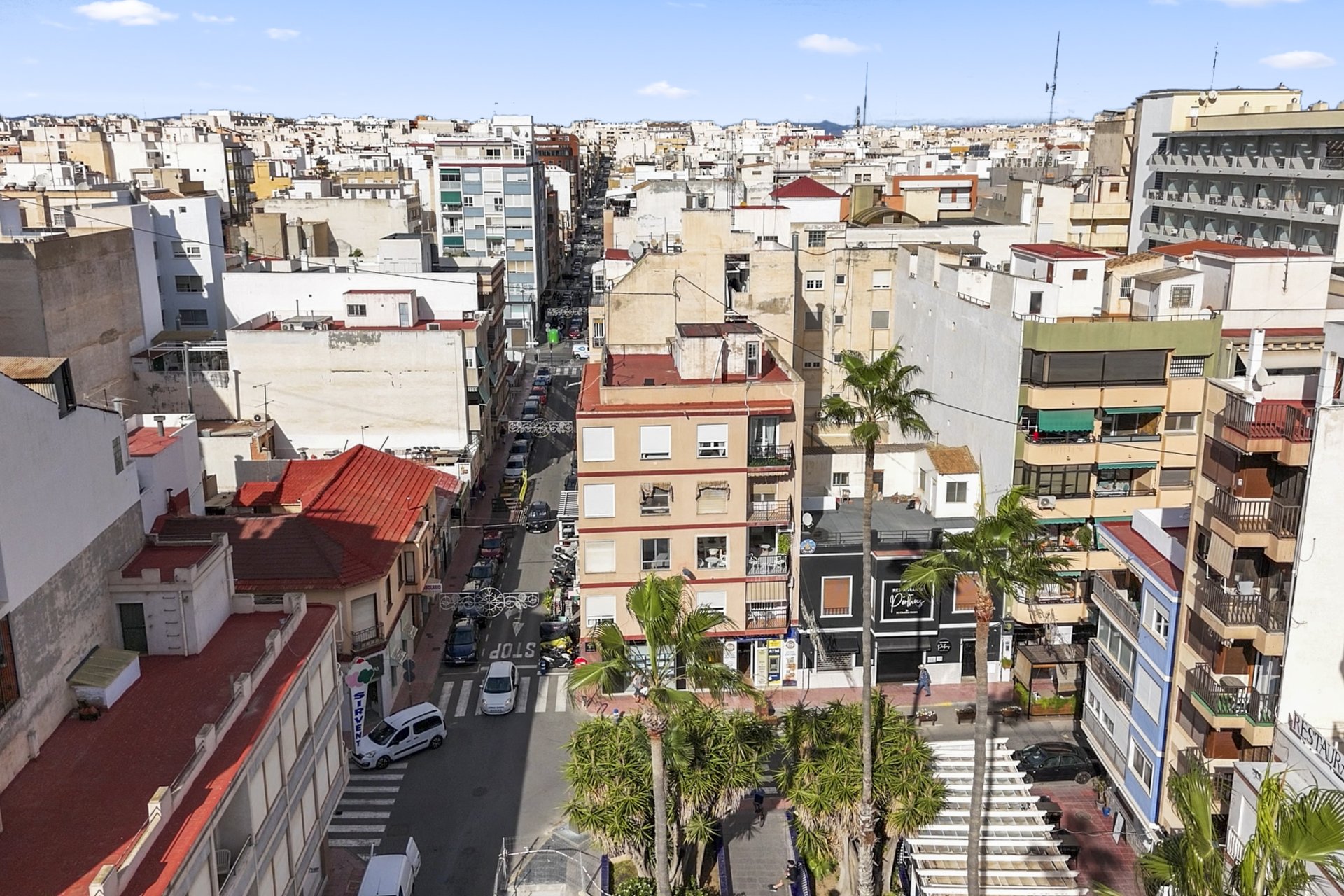 Återförsäljning - Apartment -
Torrevieja - Puerto