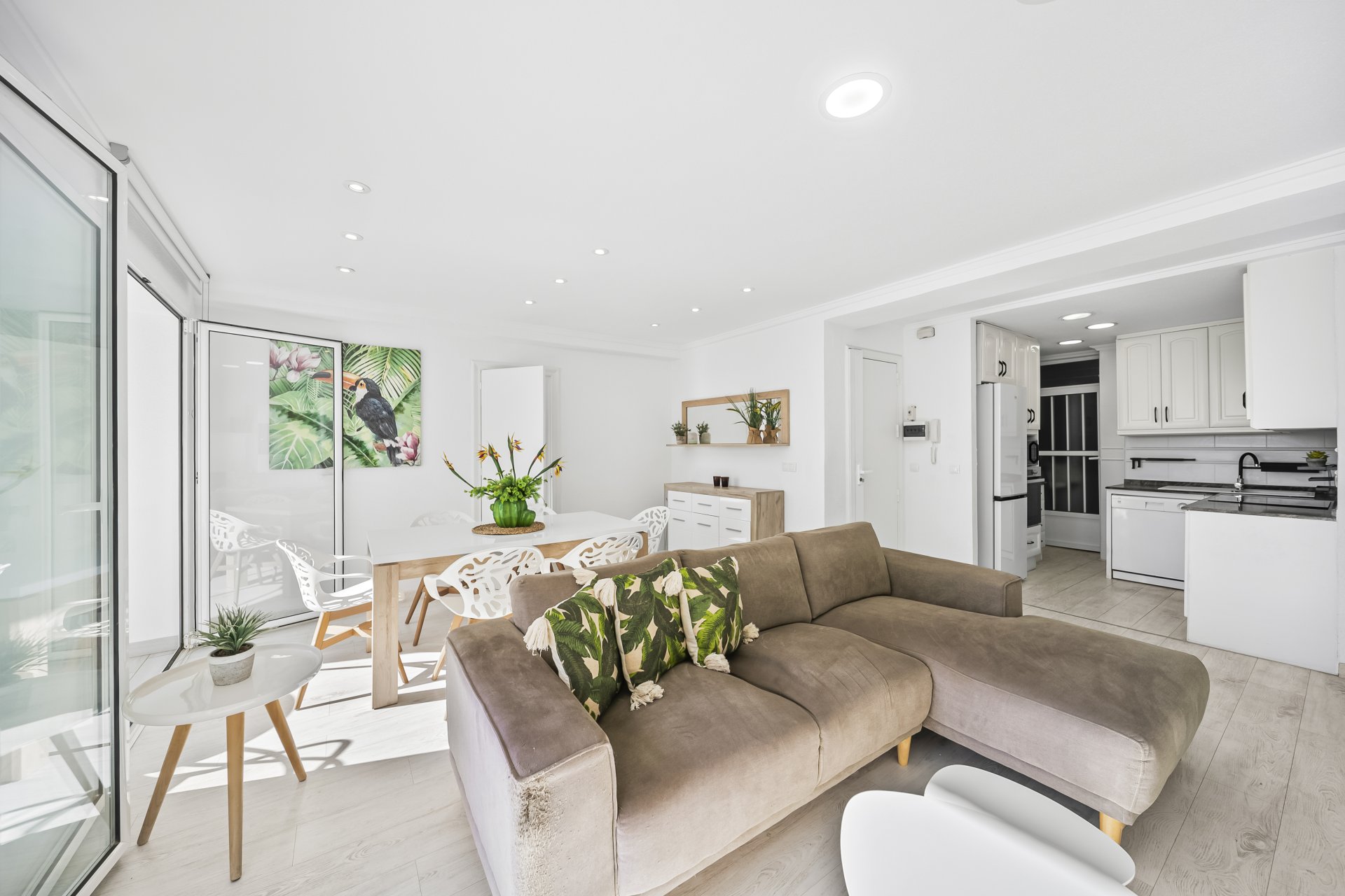 Återförsäljning - Apartment -
Torrevieja - Puerto