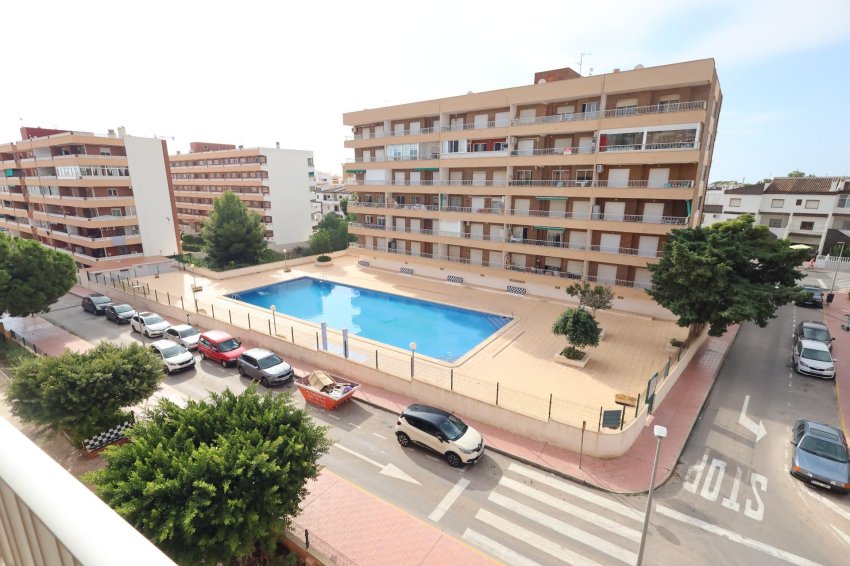 Återförsäljning - Apartment -
Torrevieja - Punta Prima