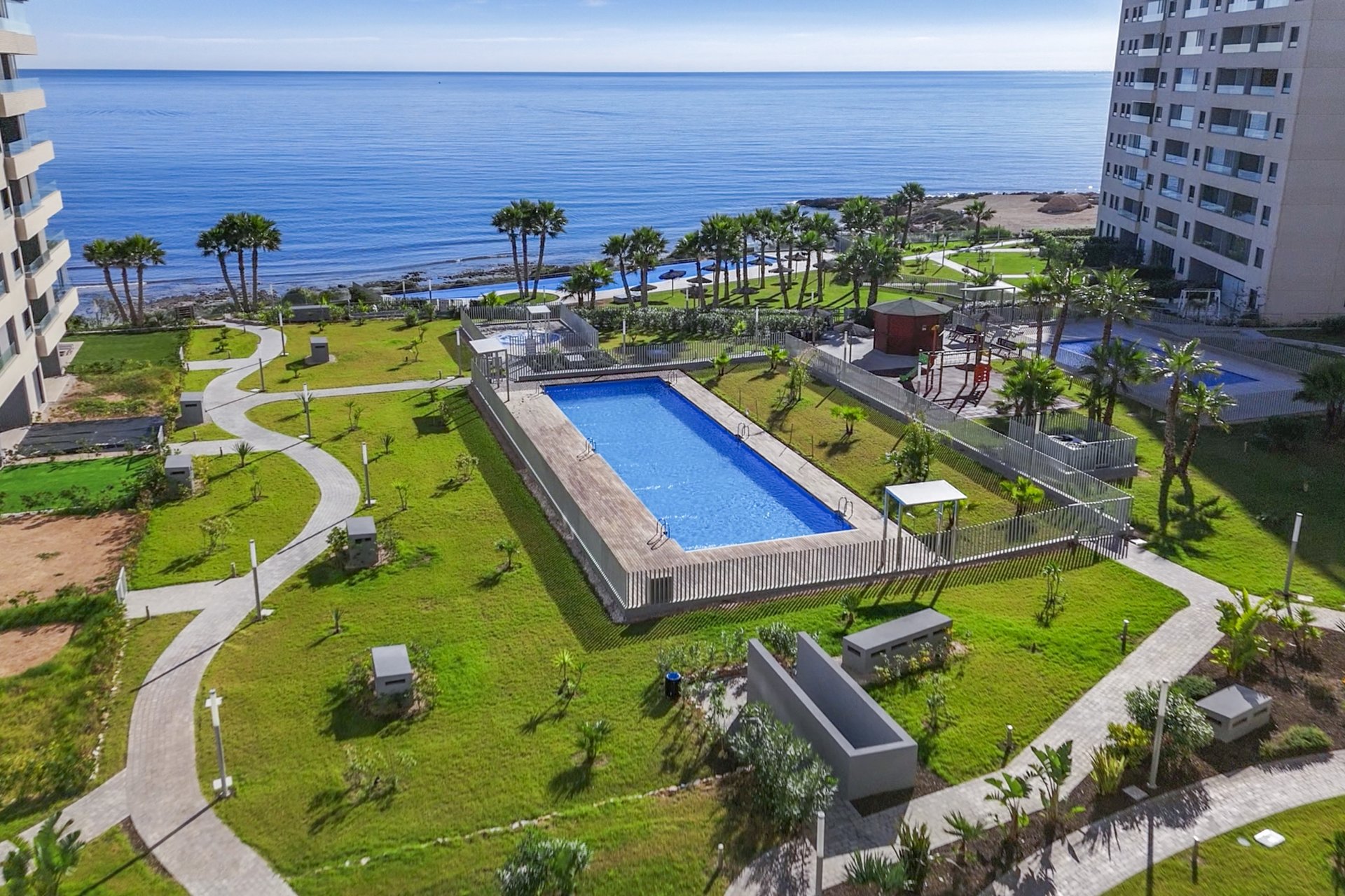 Återförsäljning - Apartment -
Torrevieja - Punta prima