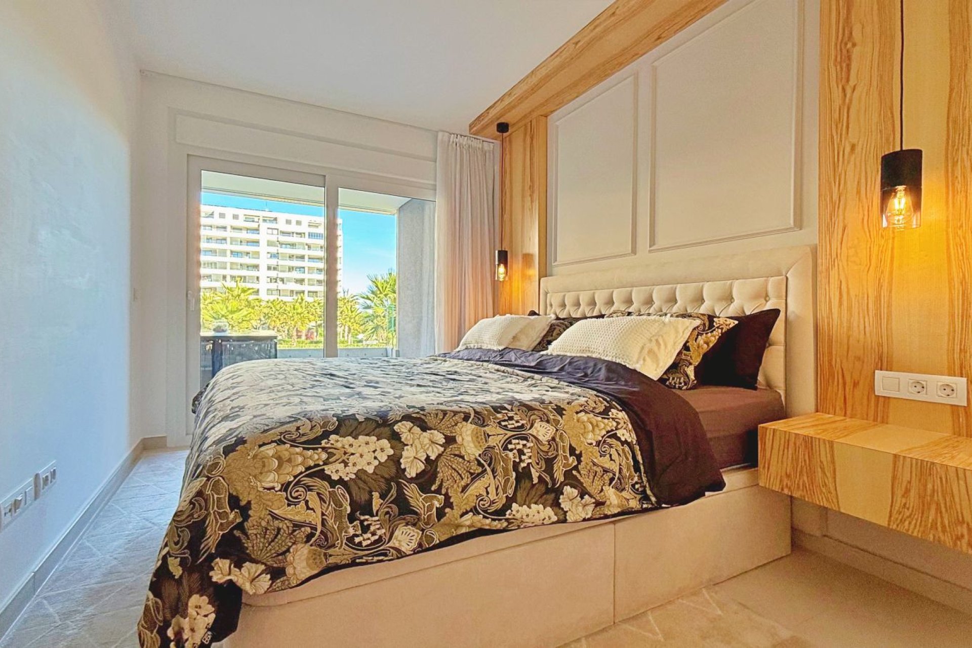 Återförsäljning - Apartment -
Torrevieja - Punta Prima