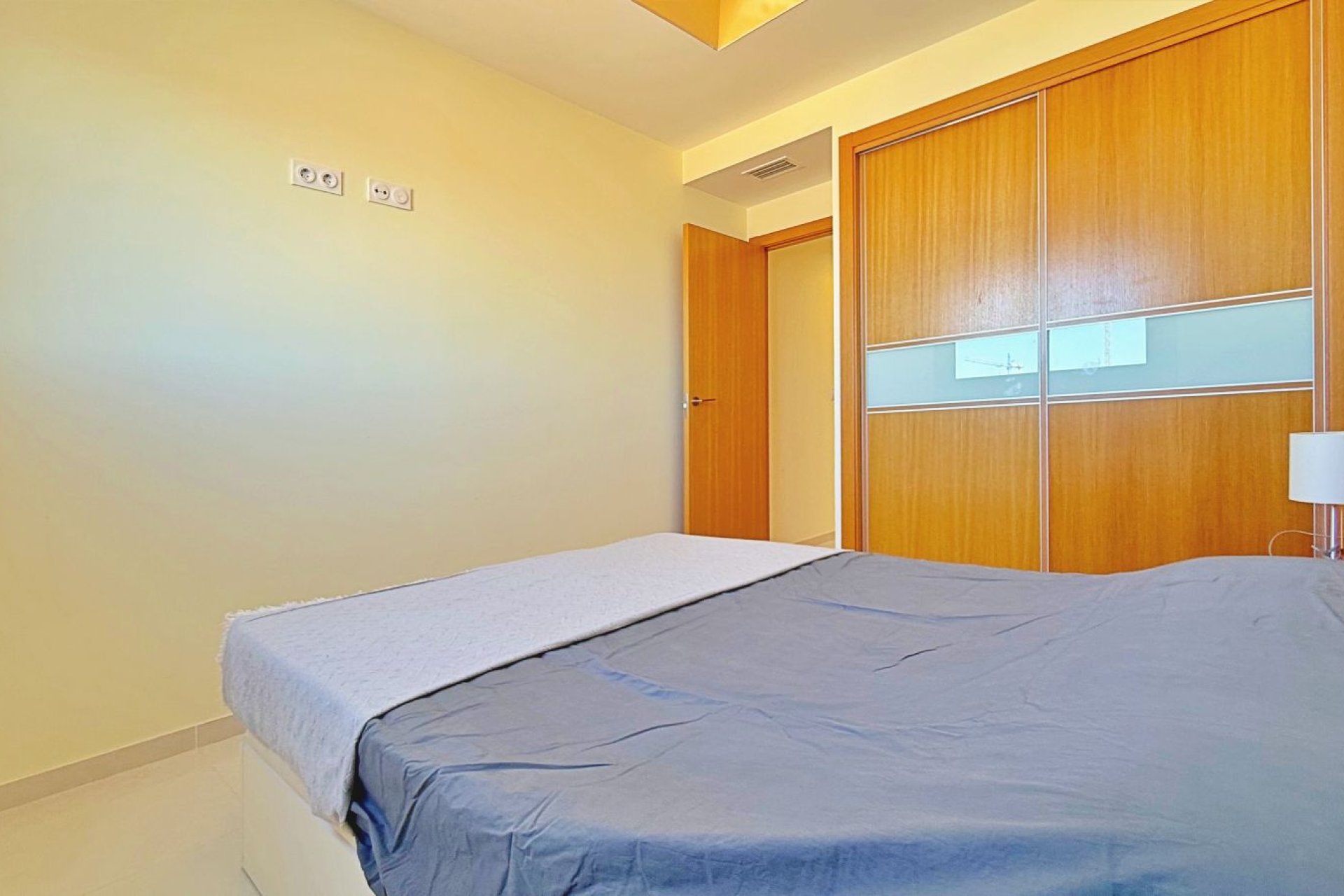 Återförsäljning - Apartment -
Torrevieja - Punta Prima