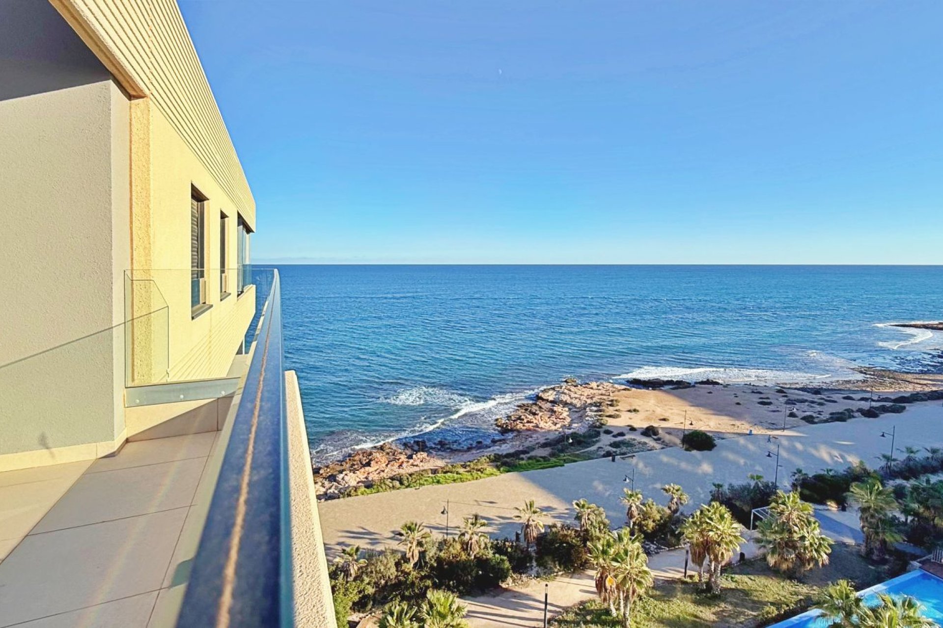 Återförsäljning - Apartment -
Torrevieja - Punta Prima