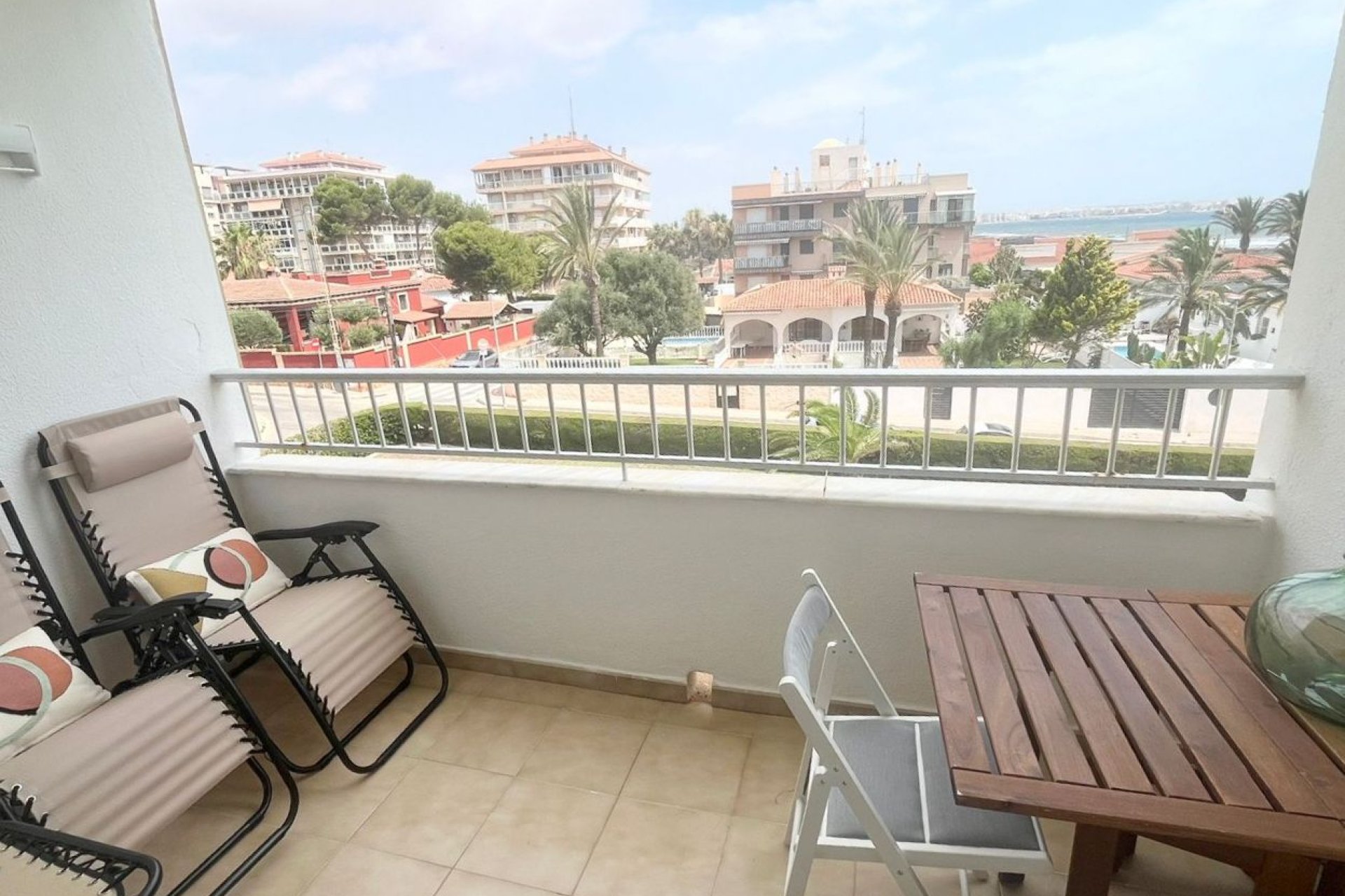 Återförsäljning - Apartment -
Torrevieja - Punta Prima