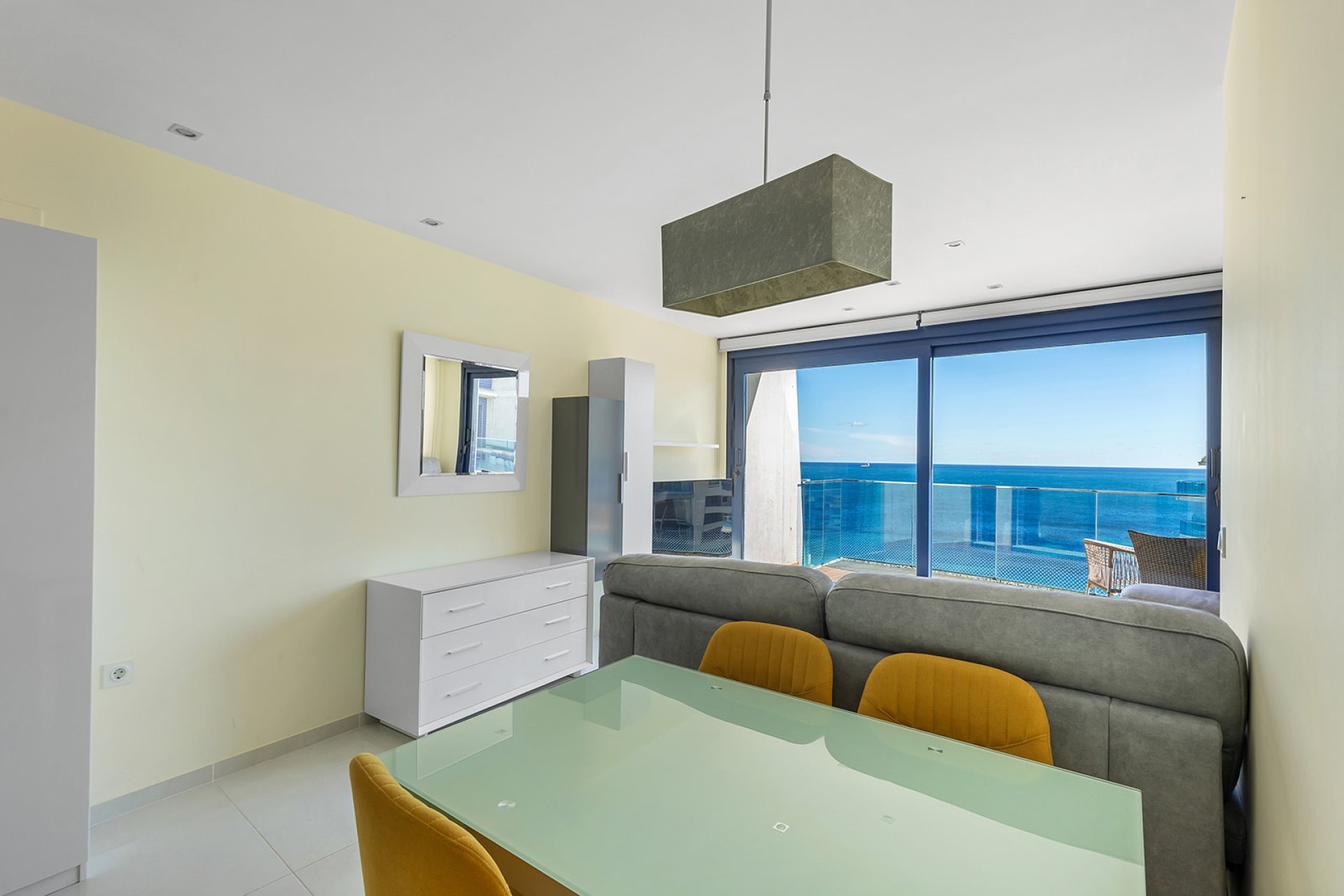 Återförsäljning - Apartment -
Torrevieja - Punta Prima