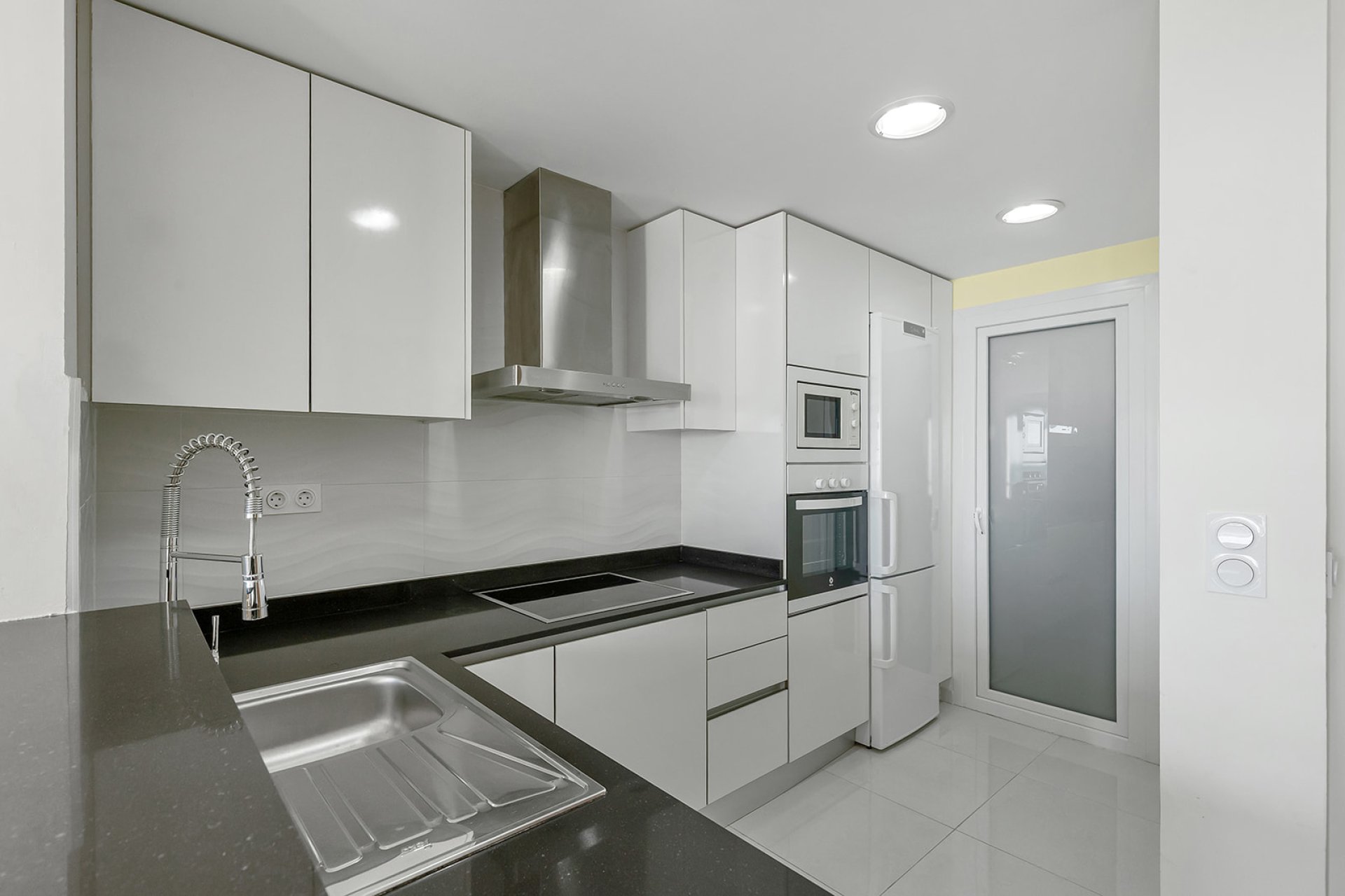 Återförsäljning - Apartment -
Torrevieja - Punta Prima